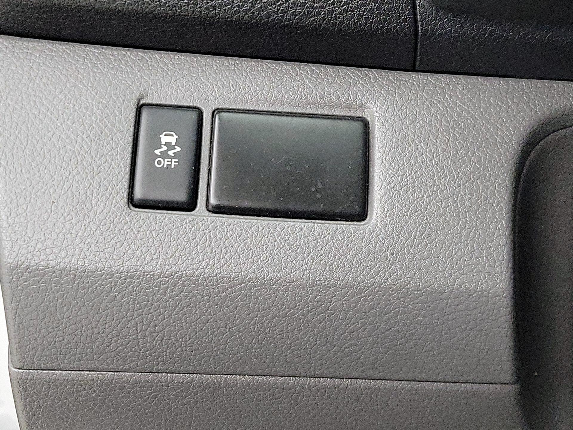 Thumbnail: 2014 Nissan NV200 - 13