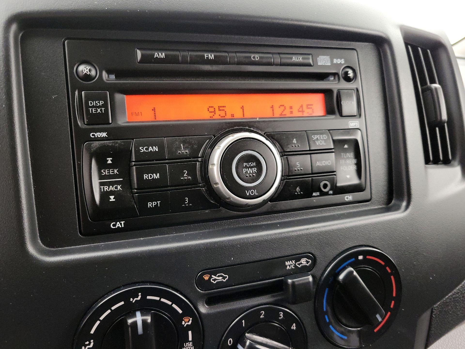 Thumbnail: 2014 Nissan NV200 - 14