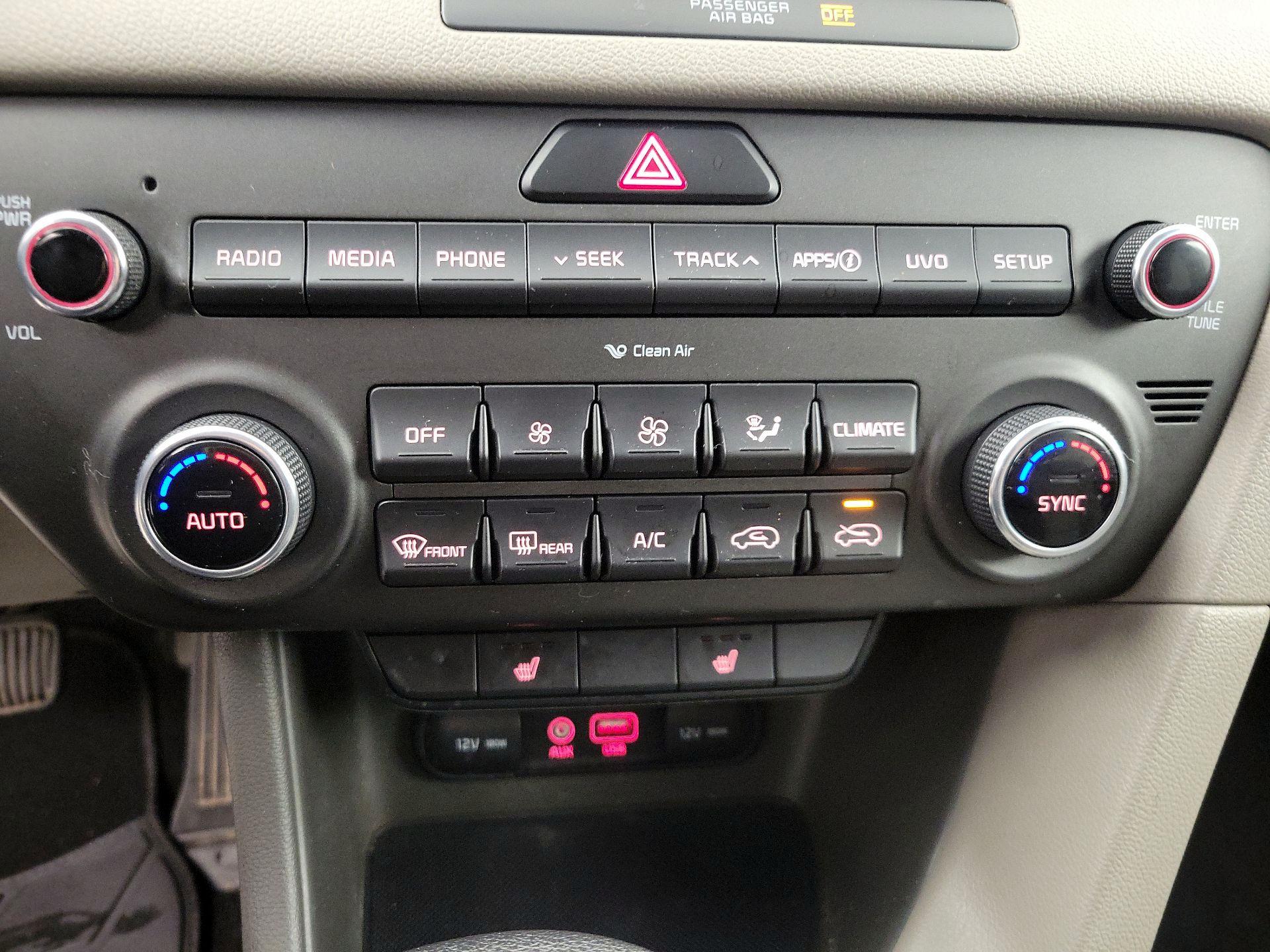 Thumbnail: 2018 Kia Sportage - 16