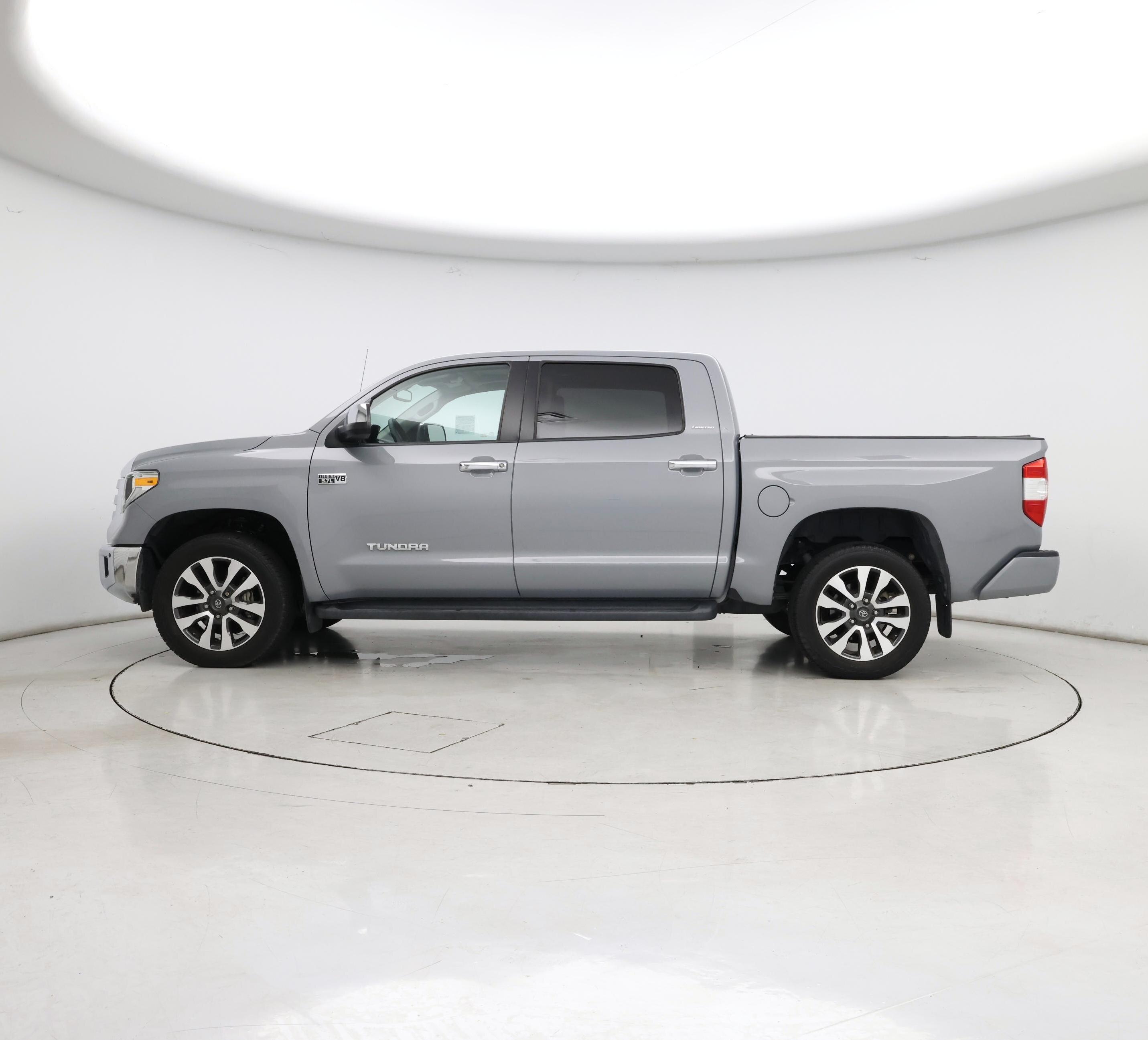 Thumbnail: 2019 Toyota Tundra - 3