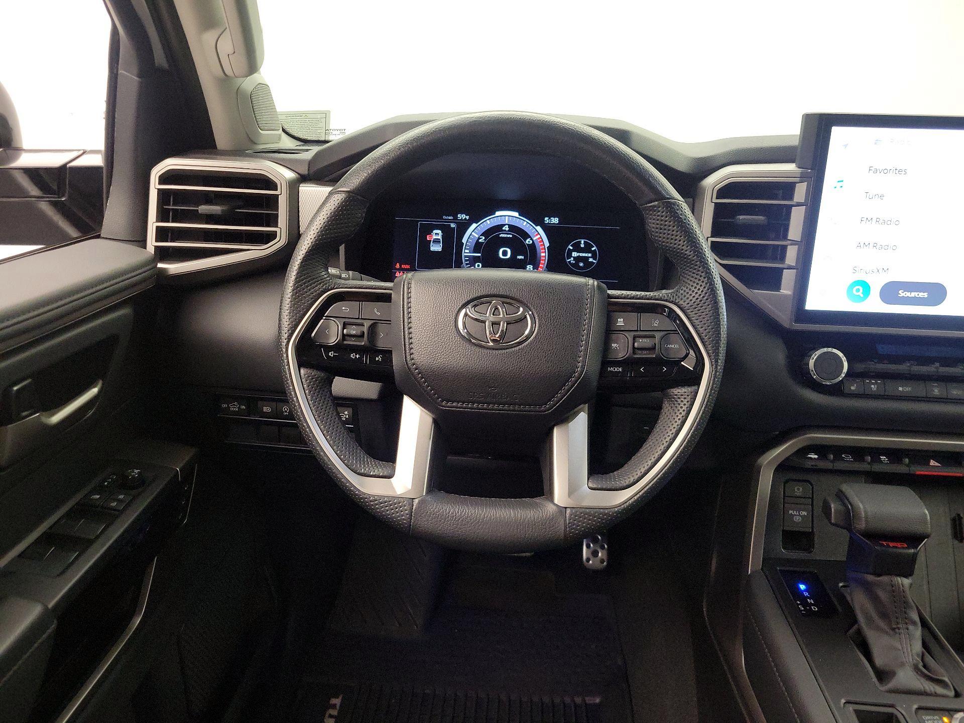 Thumbnail: 2024 Toyota Tundra - 10