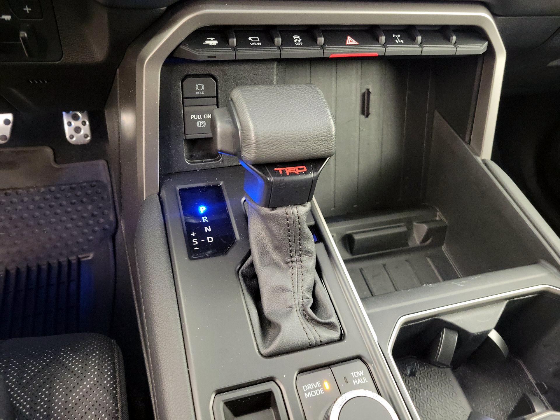 Thumbnail: 2024 Toyota Tundra - 17