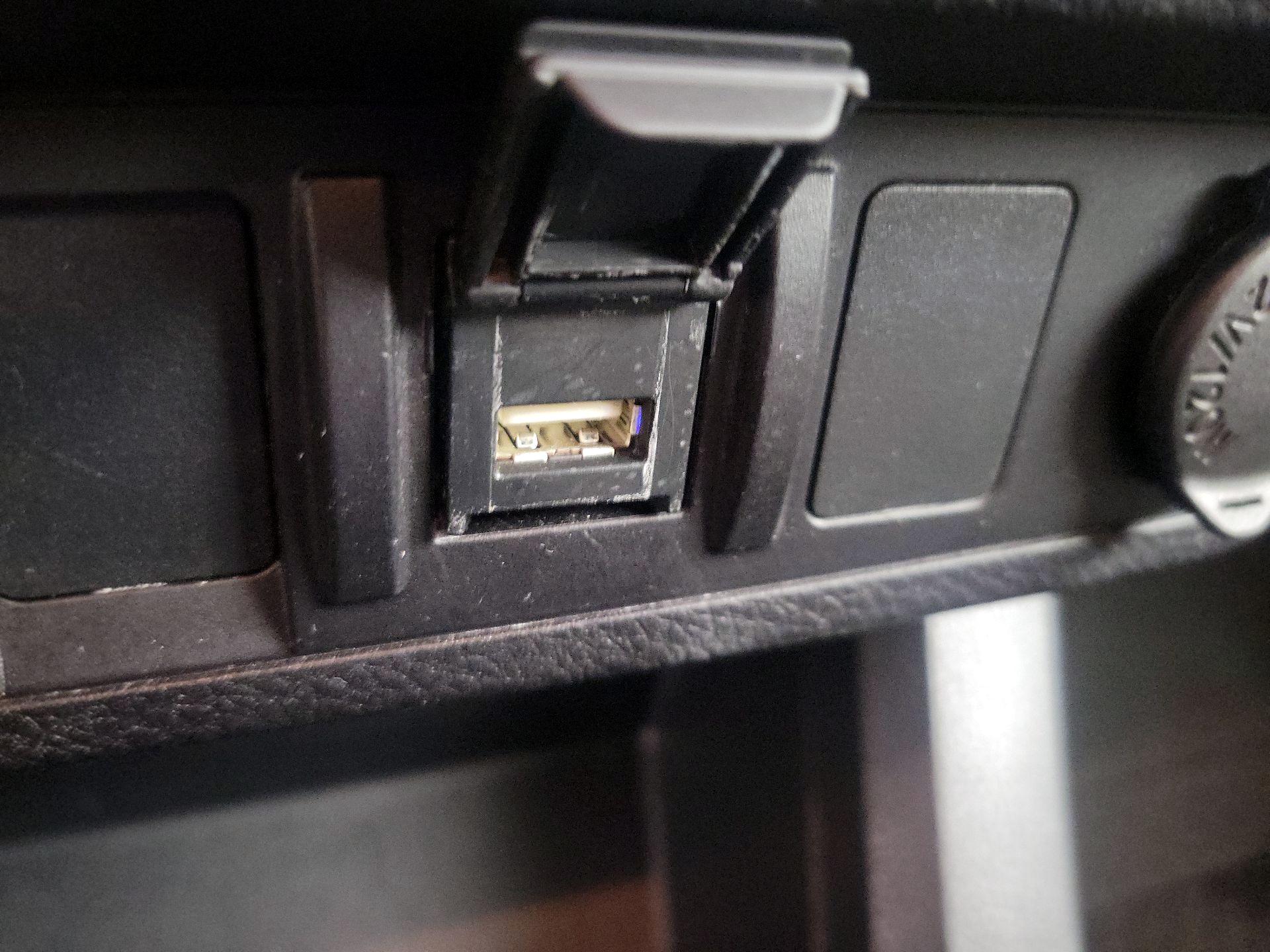 Thumbnail: 2023 Toyota Tacoma - 18