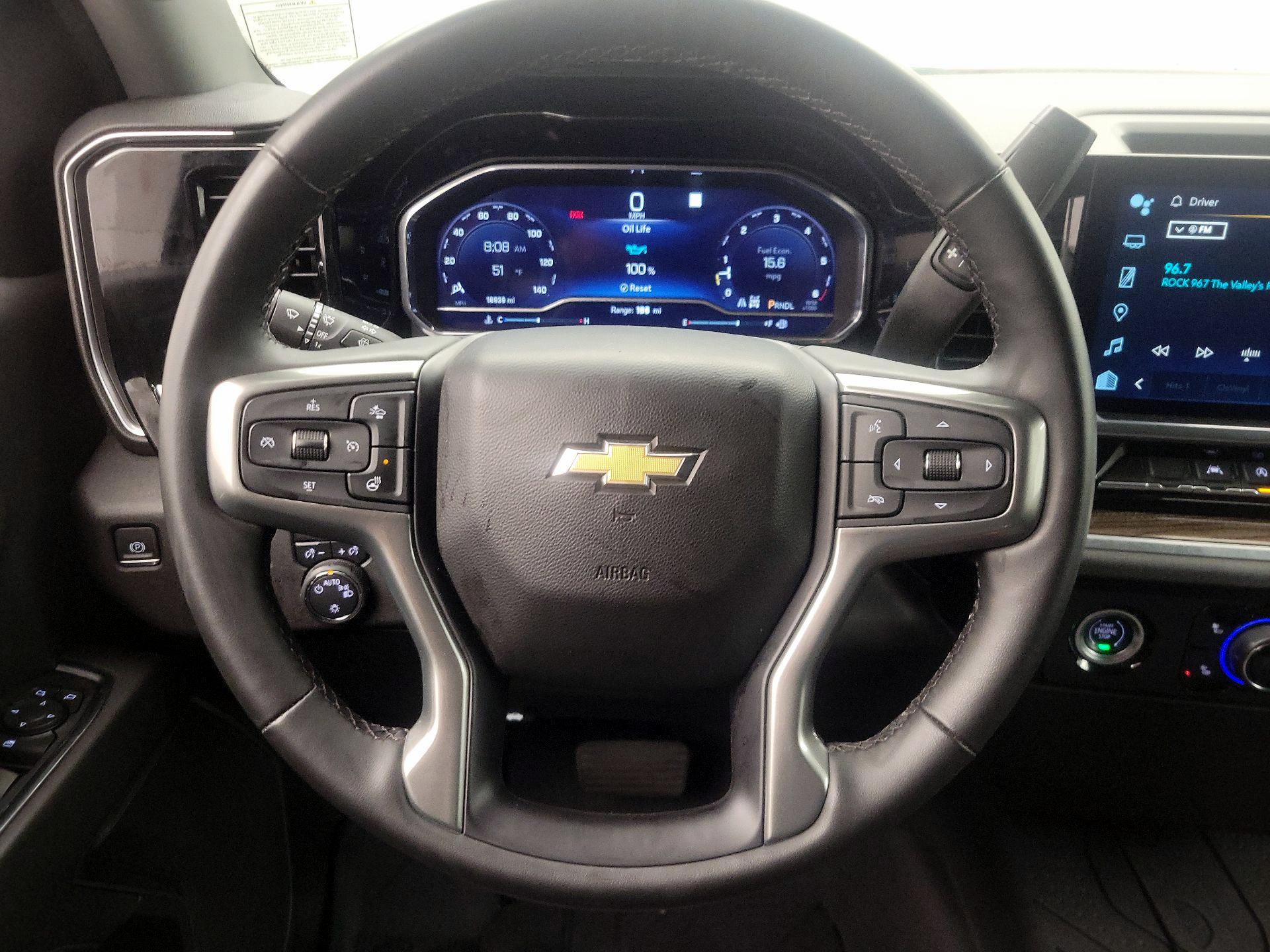 Thumbnail: 2023 Chevrolet Silverado 1500 - 10