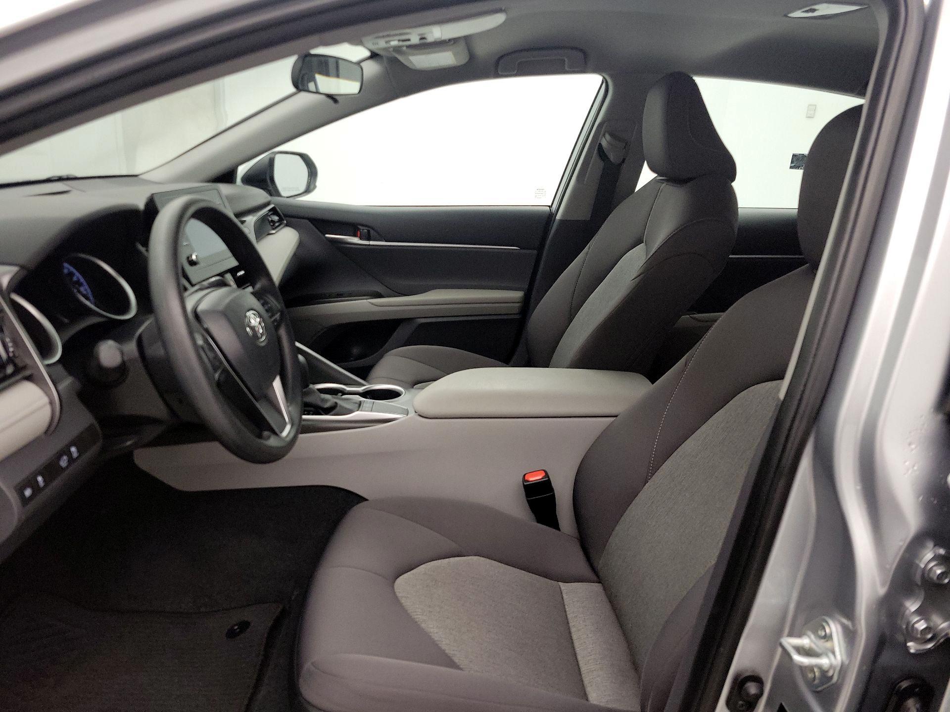 Thumbnail: 2022 Toyota Camry - 11