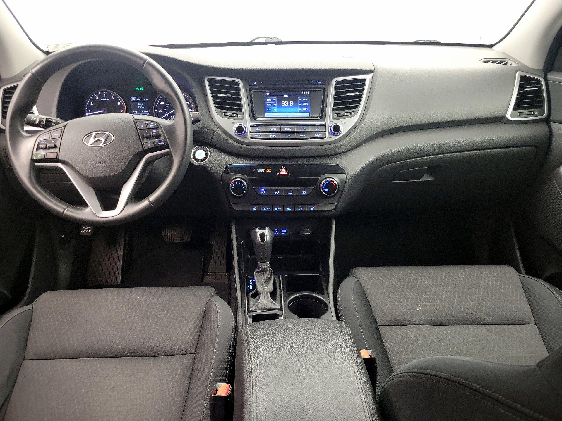 Thumbnail: 2017 Hyundai Tucson - 9