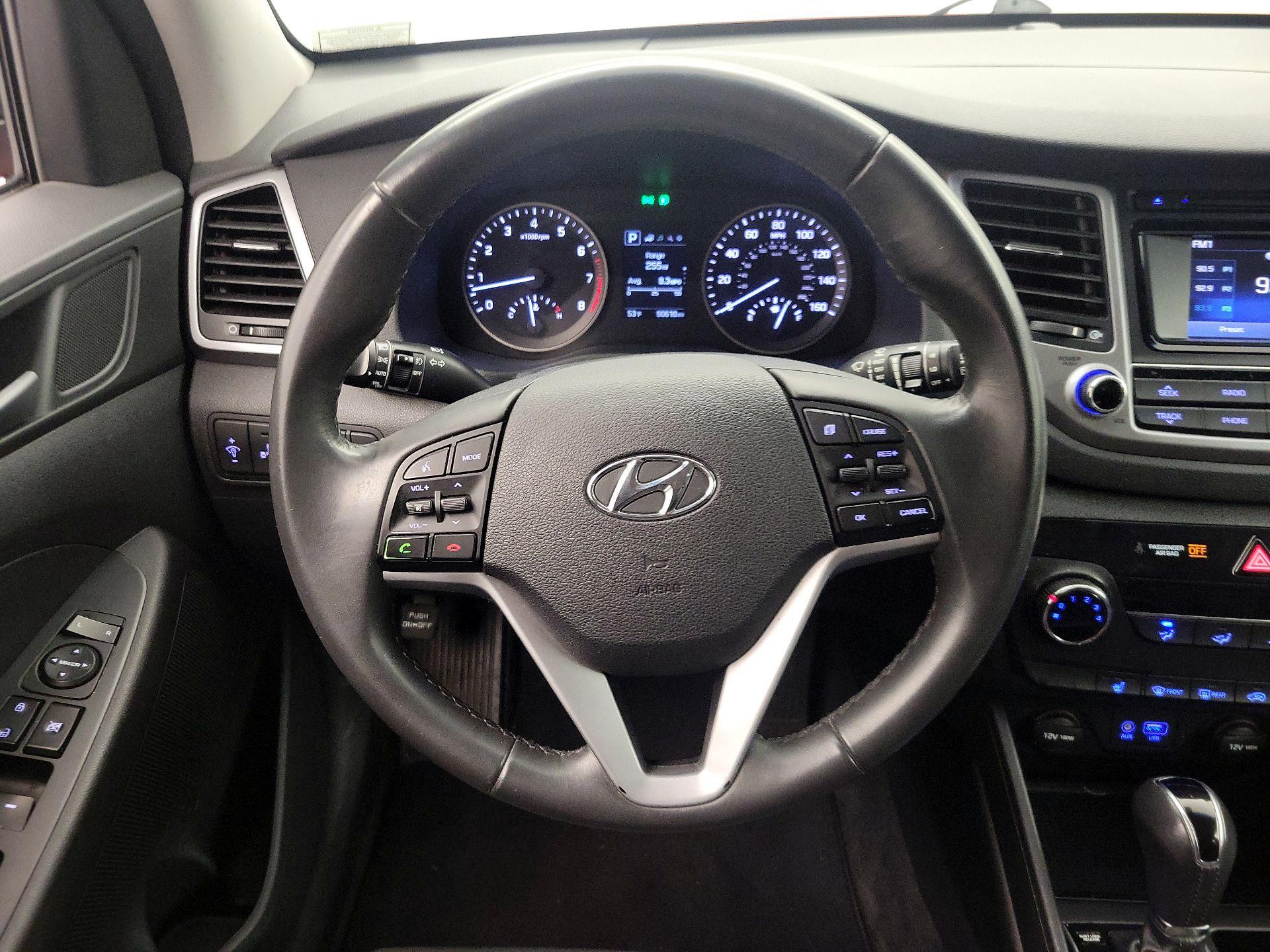 Thumbnail: 2017 Hyundai Tucson - 10