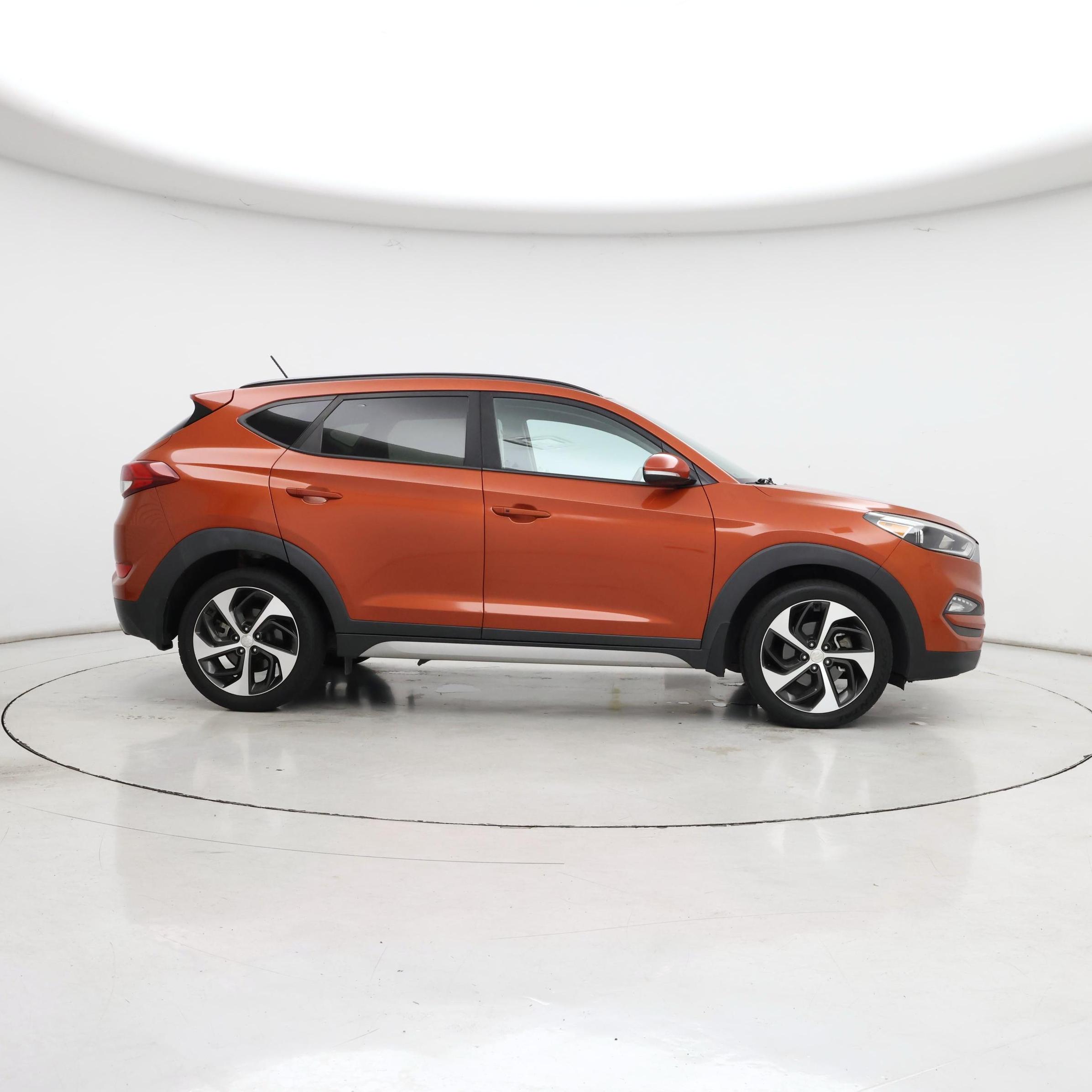 Thumbnail: 2017 Hyundai Tucson - 7