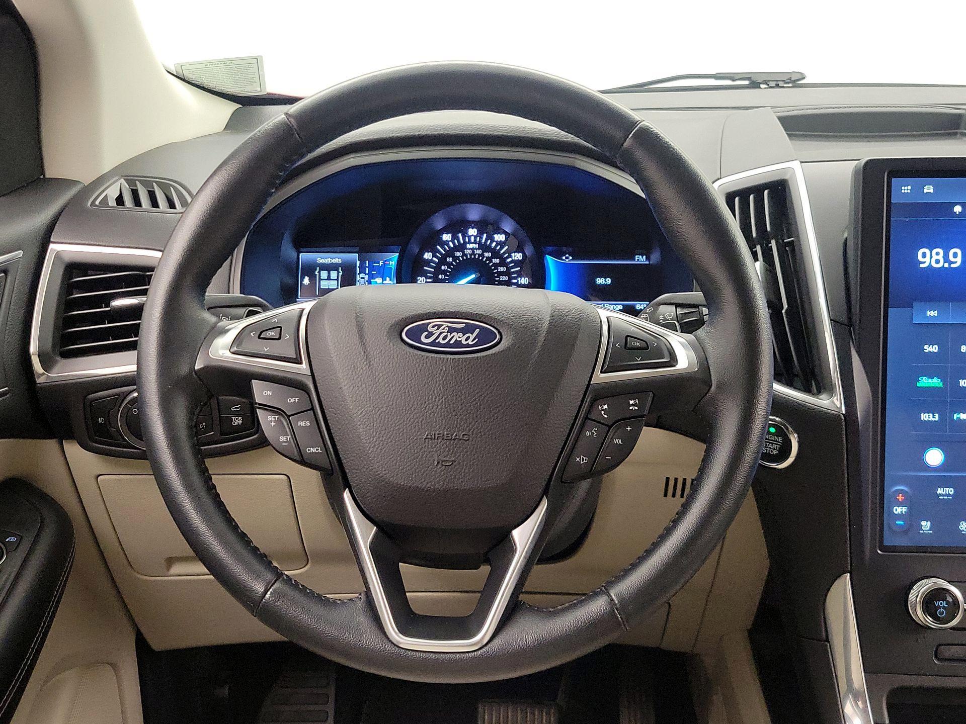 Thumbnail: 2023 Ford Edge - 10