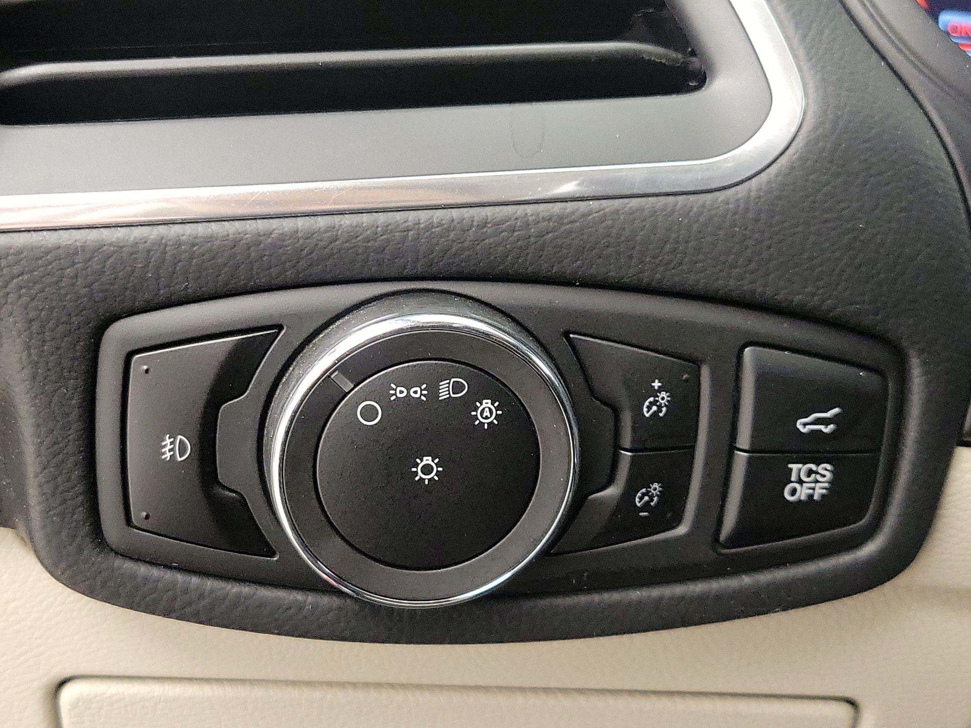 Thumbnail: 2023 Ford Edge - 13