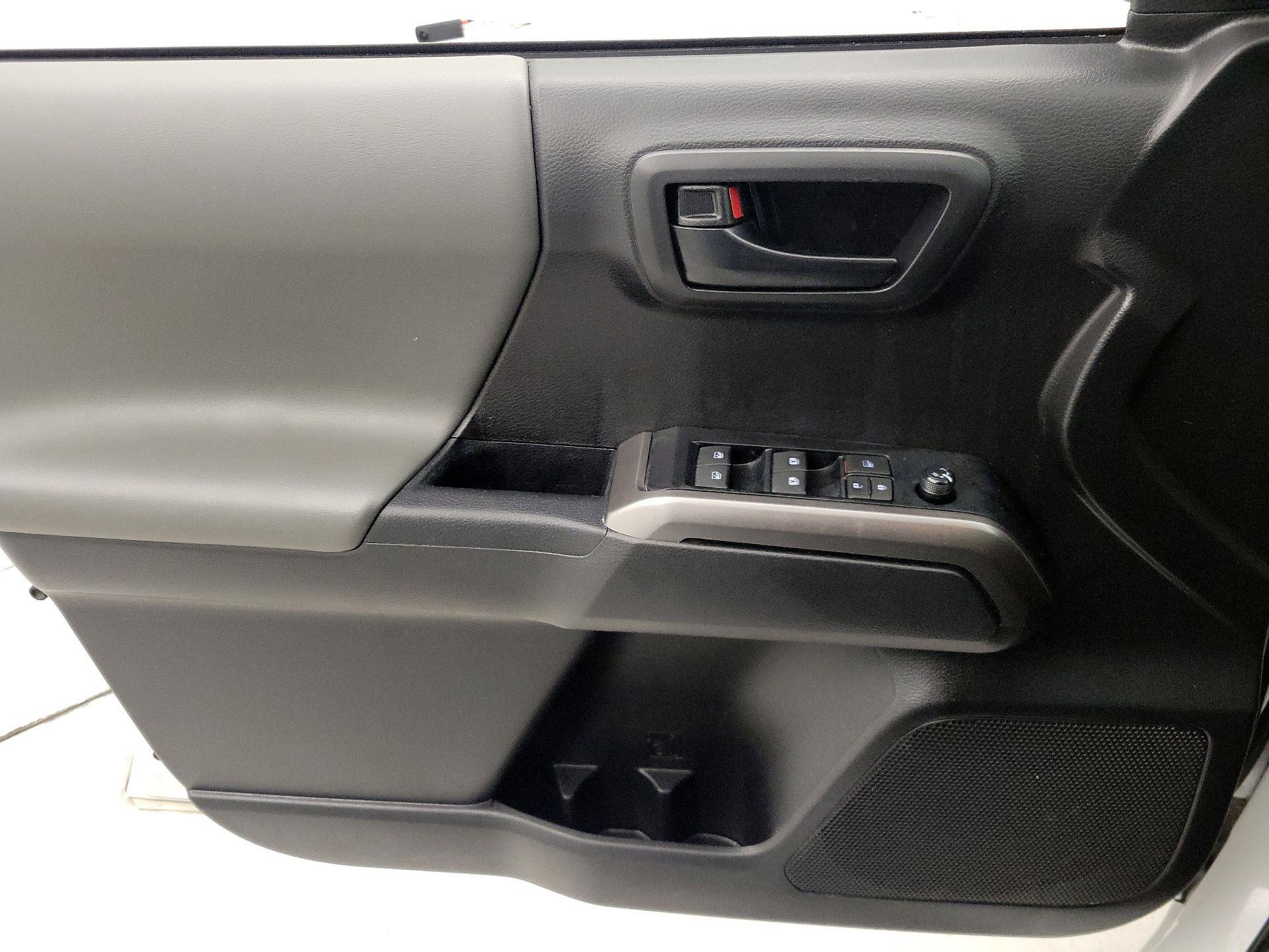 Thumbnail: 2023 Toyota Tacoma - 12