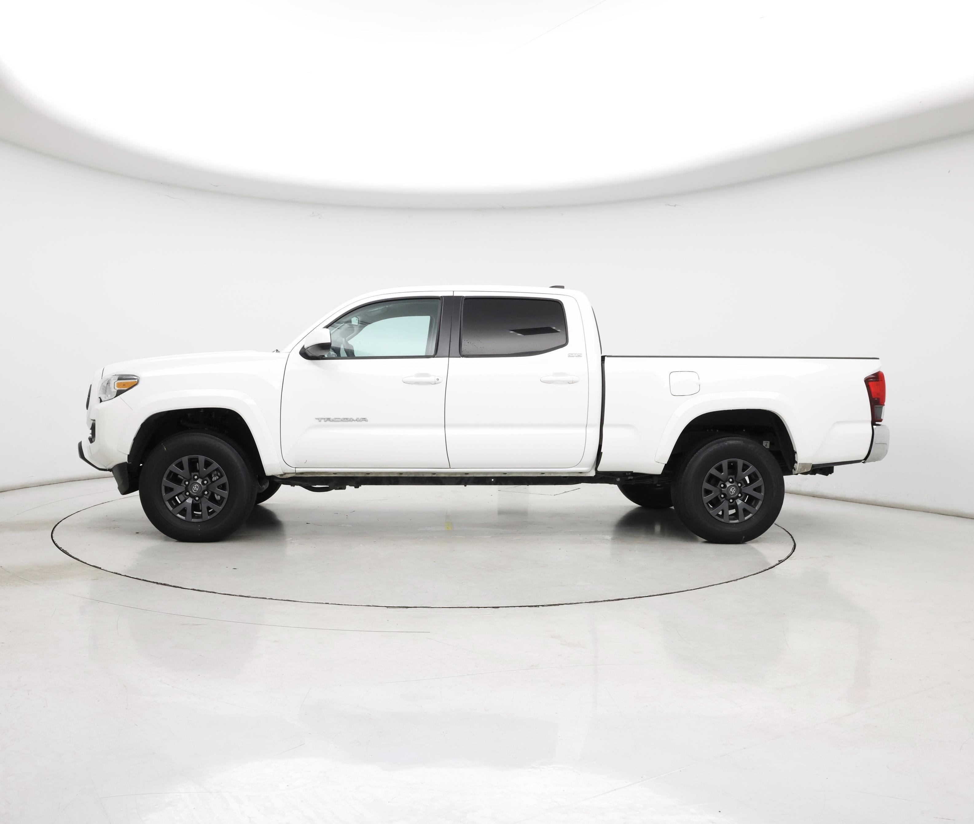 Thumbnail: 2023 Toyota Tacoma - 3