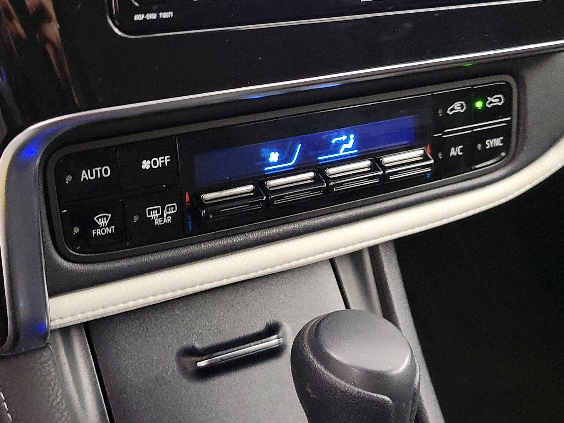 Thumbnail: 2016 Scion iM - 16