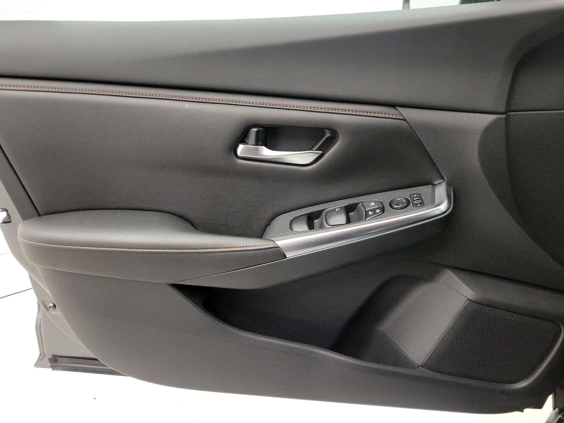 Thumbnail: 2020 Nissan Sentra - 12