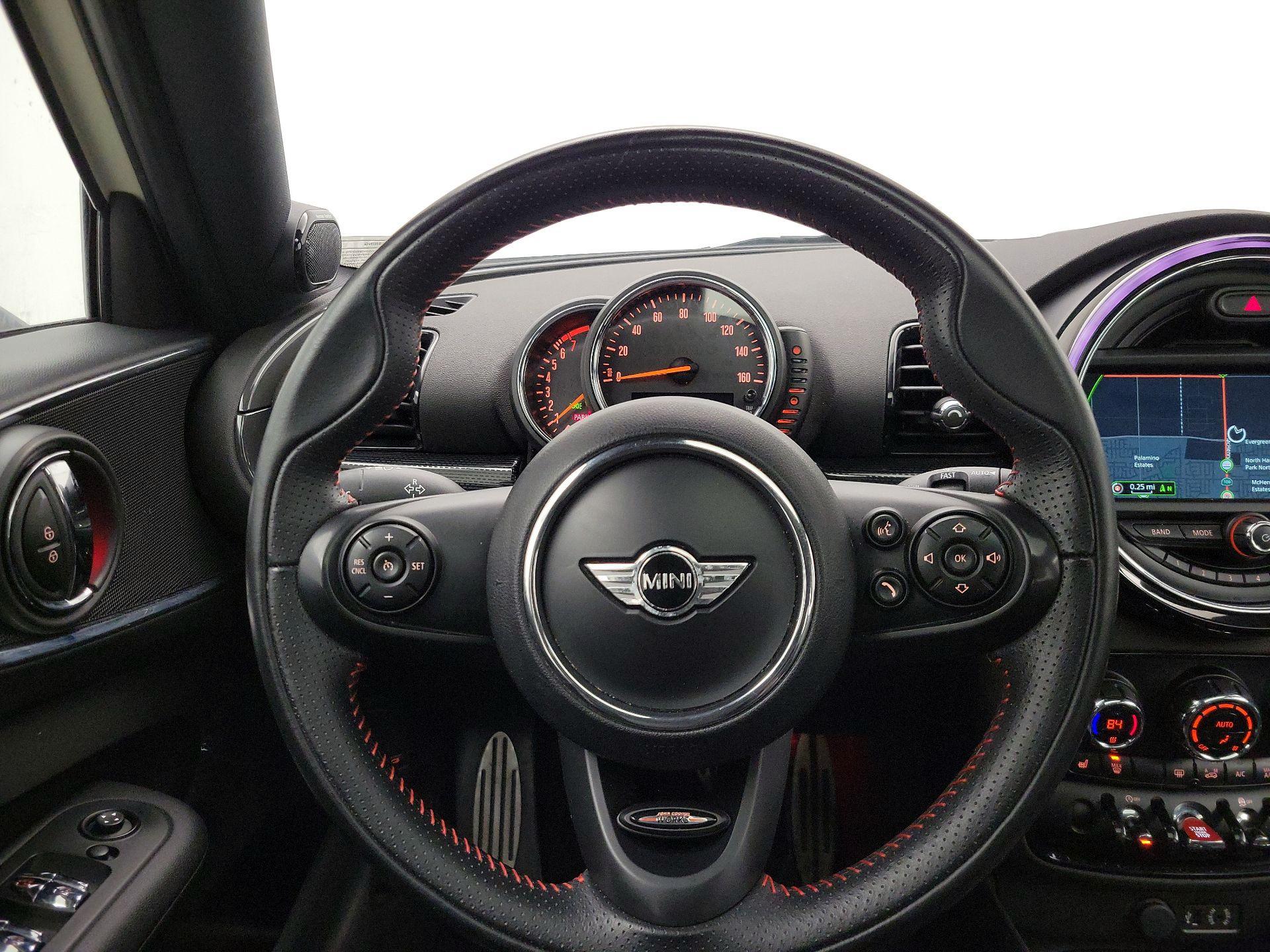 Thumbnail: 2016 MINI Cooper Clubman - 10