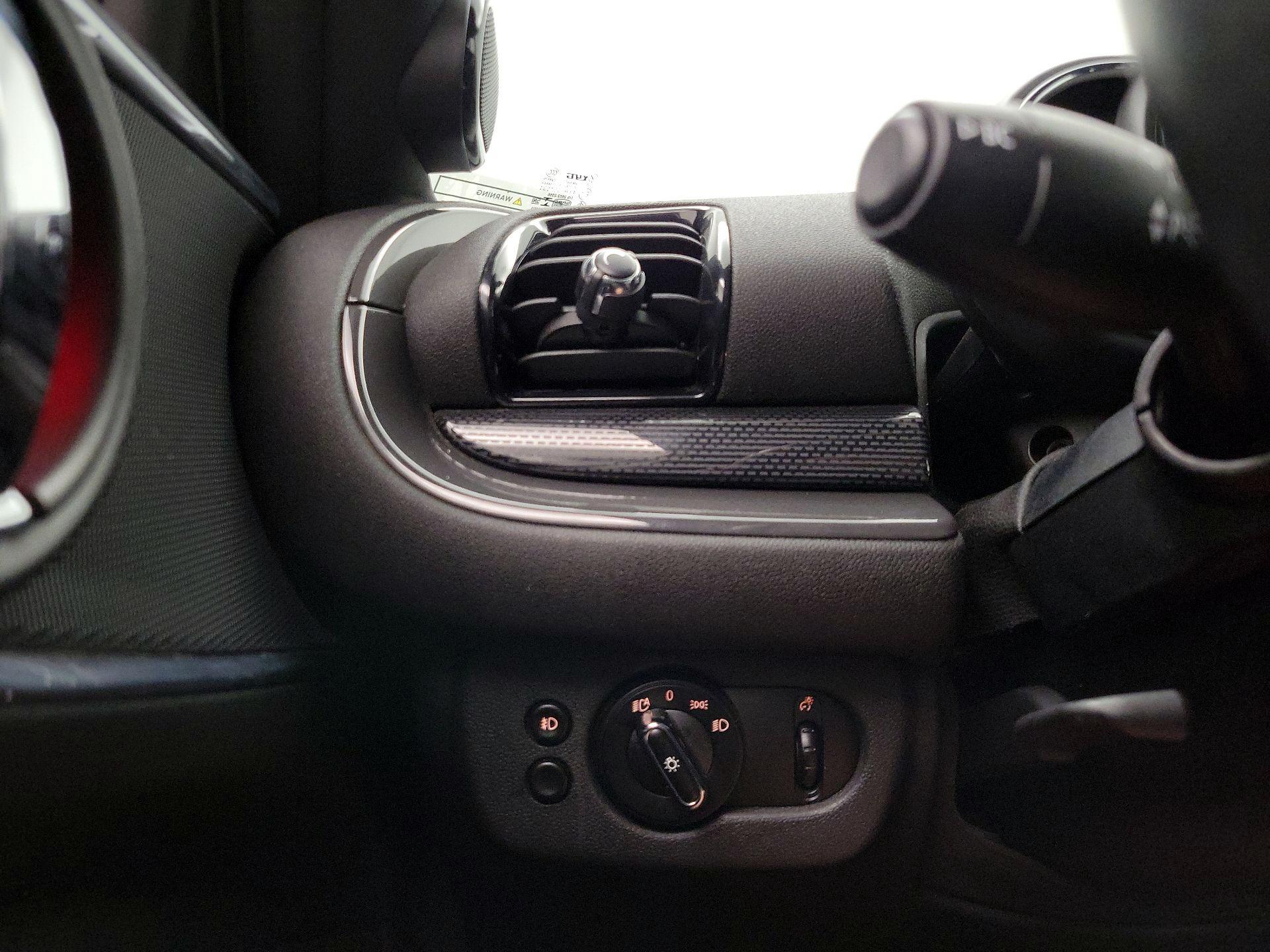 Thumbnail: 2016 MINI Cooper Clubman - 13