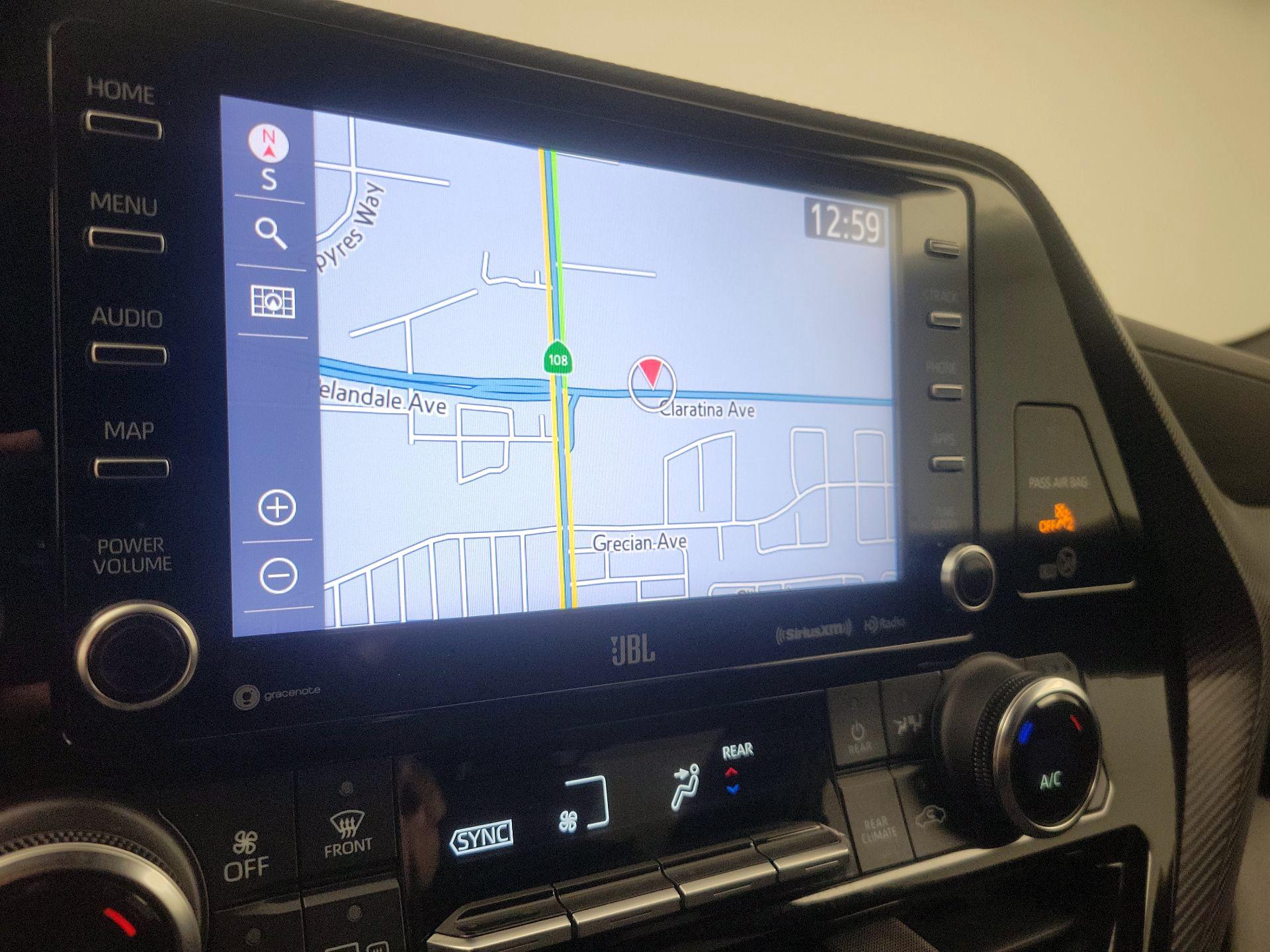 Thumbnail: 2022 Toyota Highlander - 14