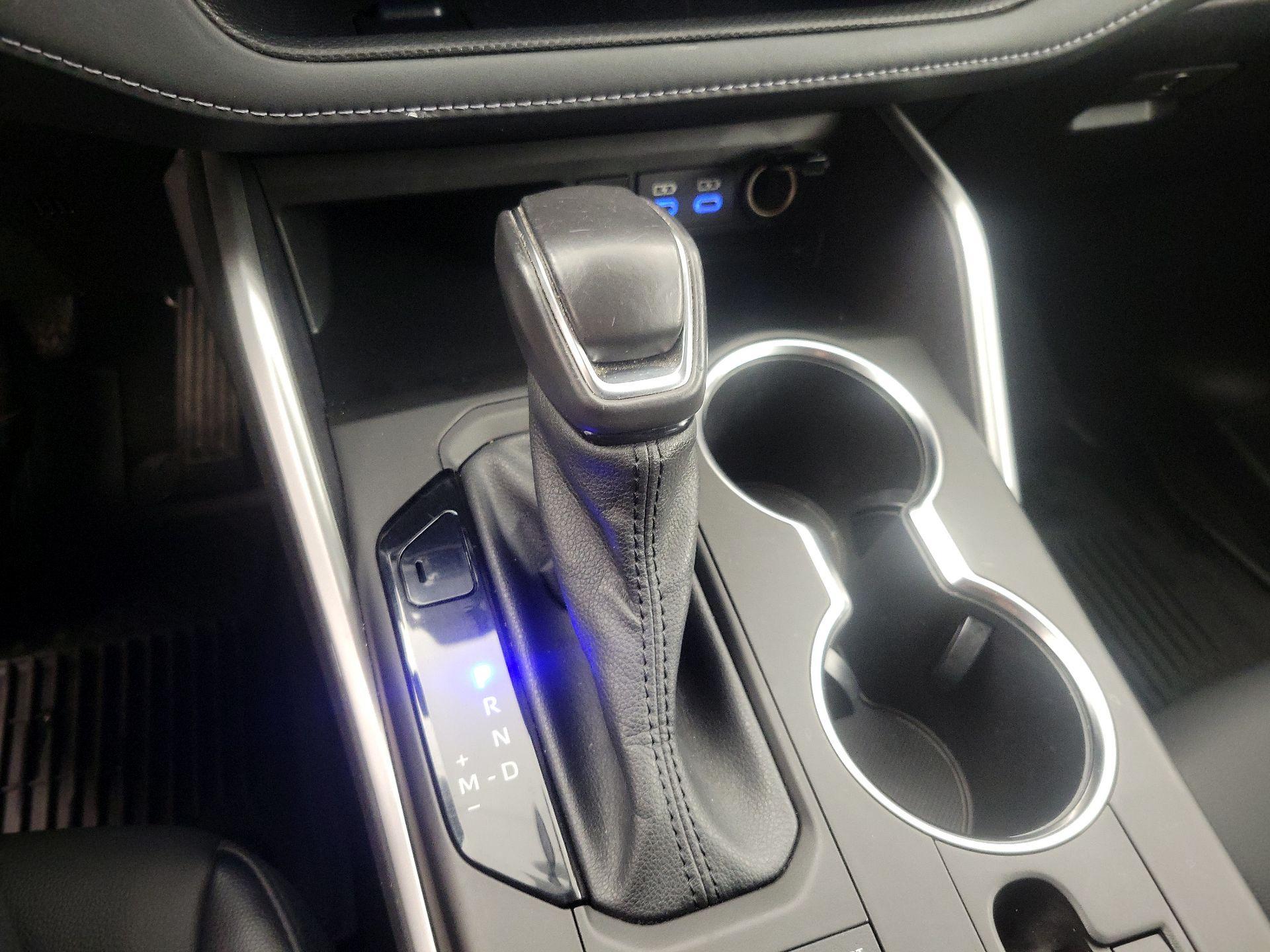 Thumbnail: 2022 Toyota Highlander - 18