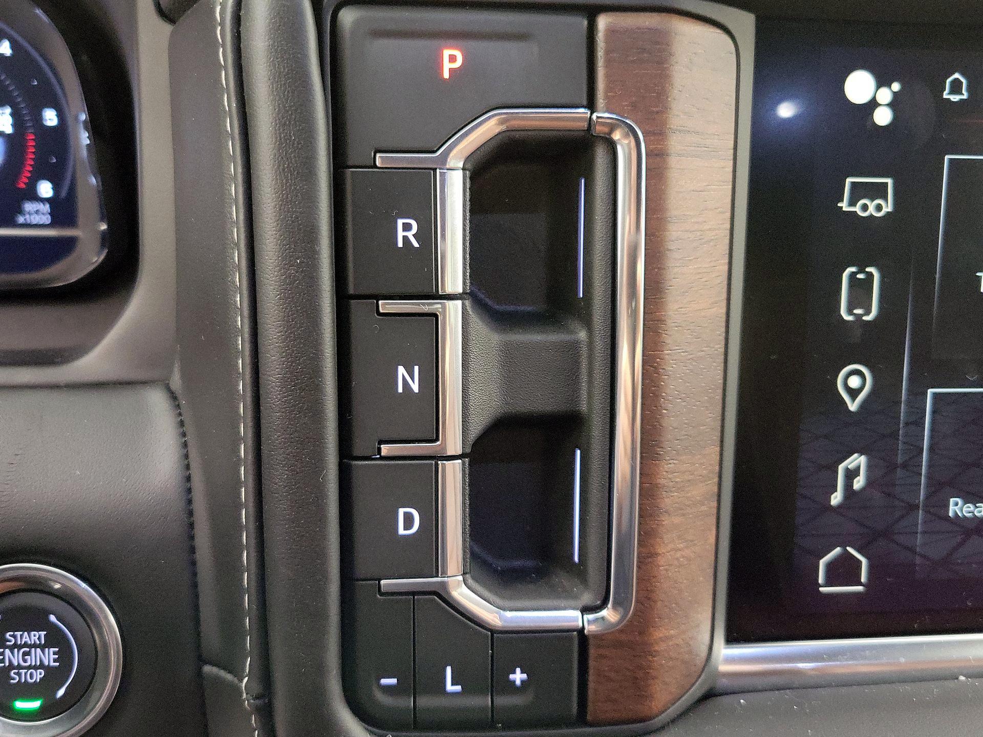 Thumbnail: 2024 GMC Yukon - 17