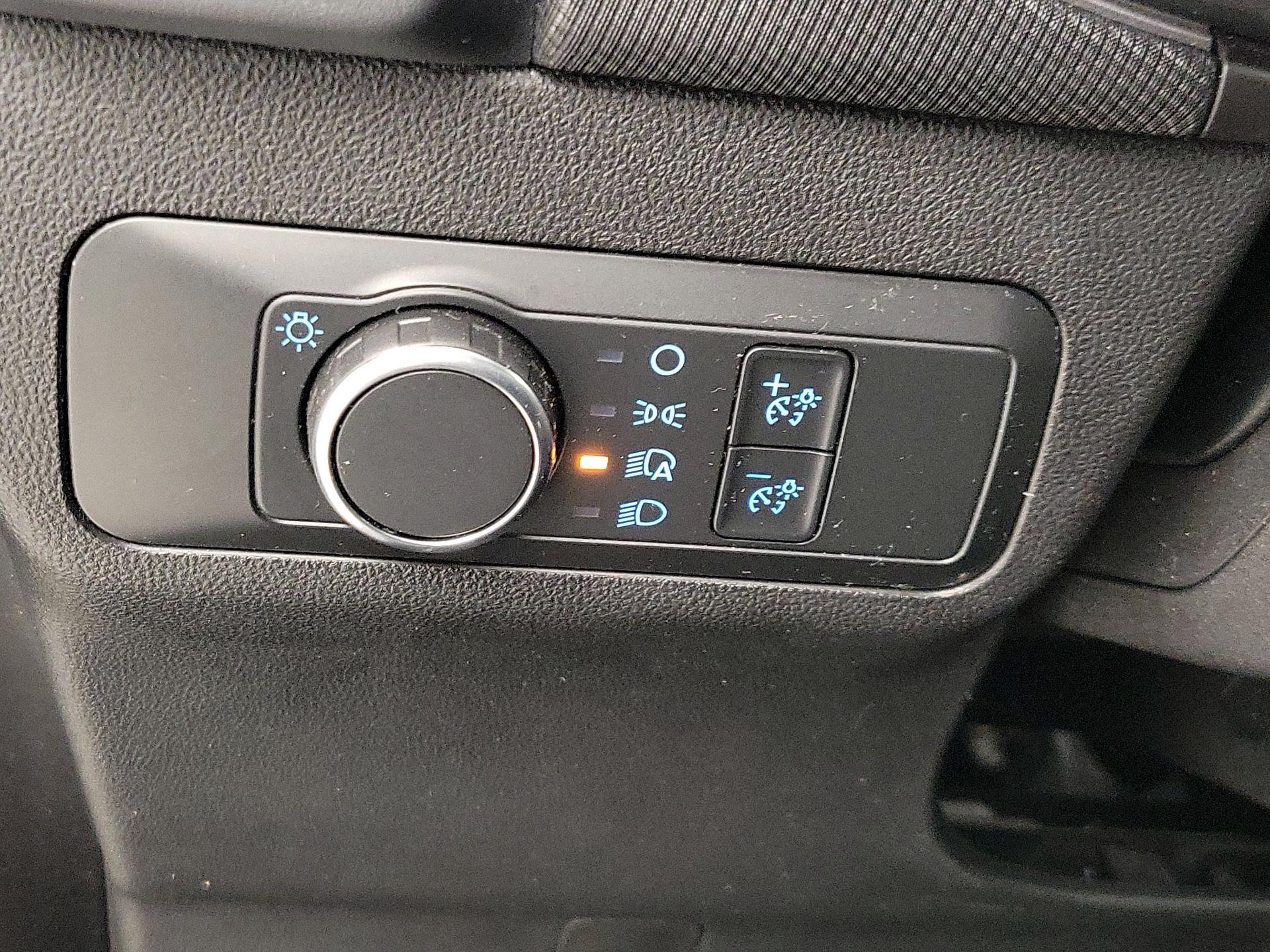 Thumbnail: 2022 Ford Bronco Sport - 13