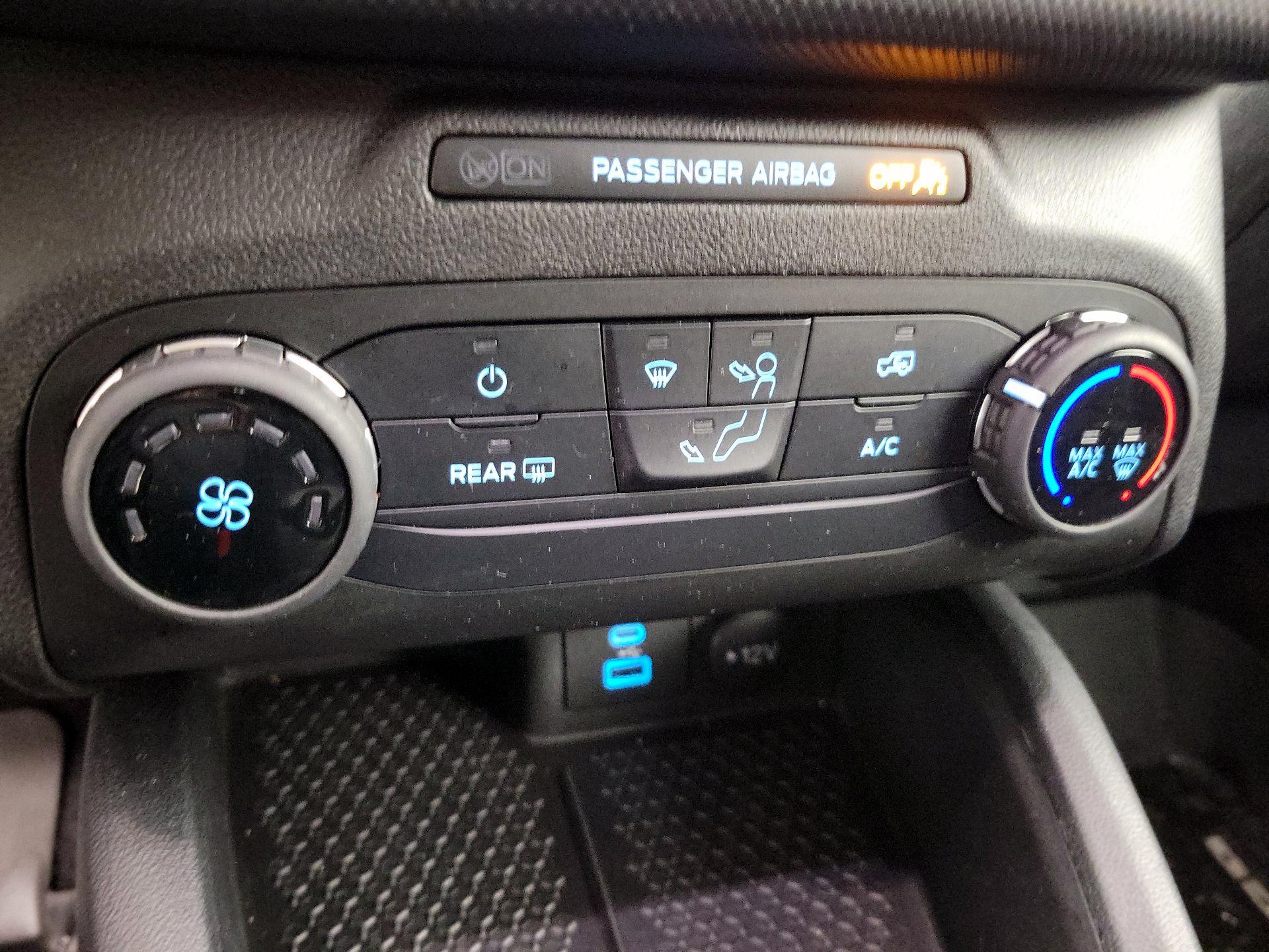 Thumbnail: 2022 Ford Bronco Sport - 16