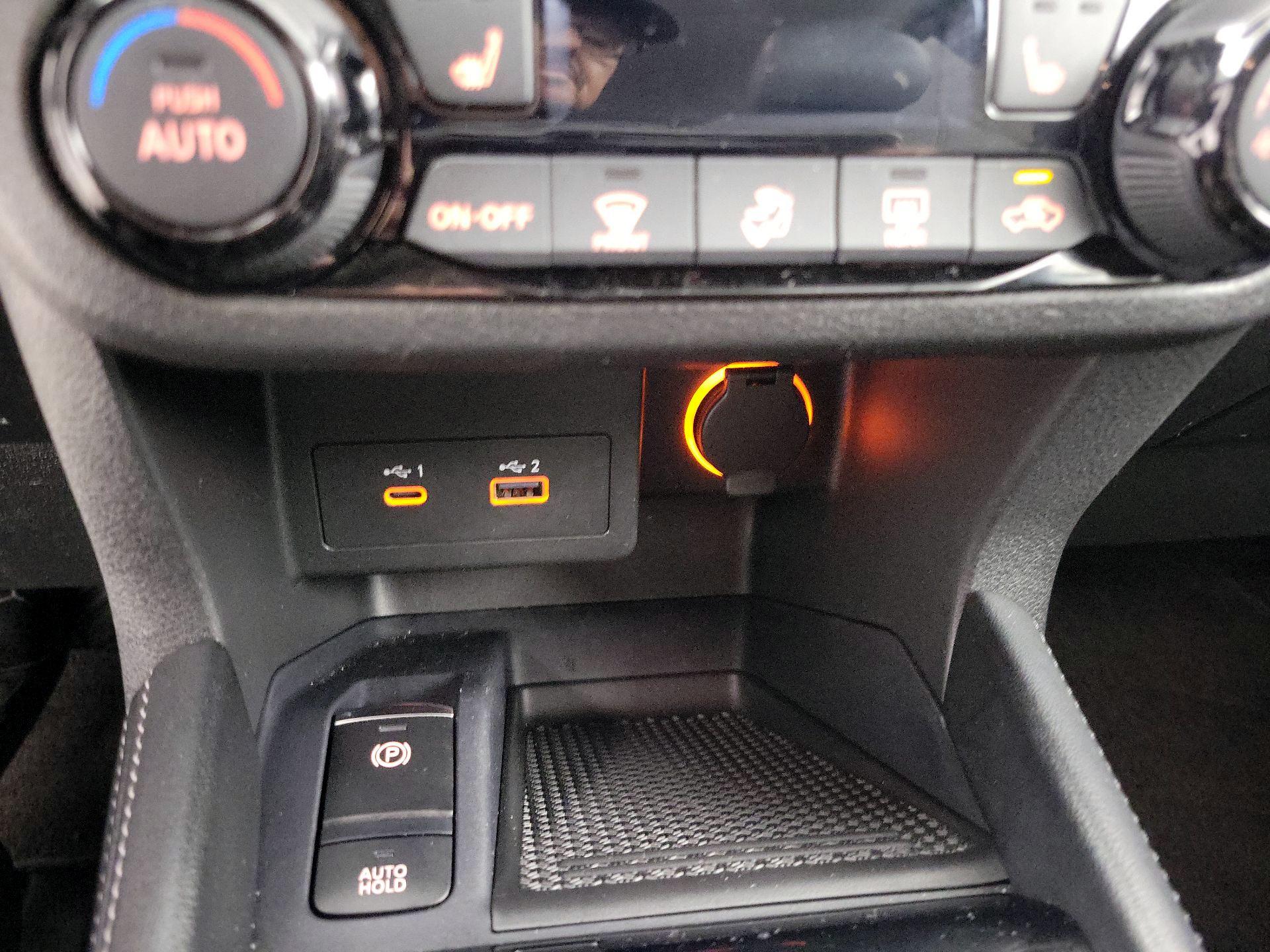 Thumbnail: 2024 Nissan Kicks - 18