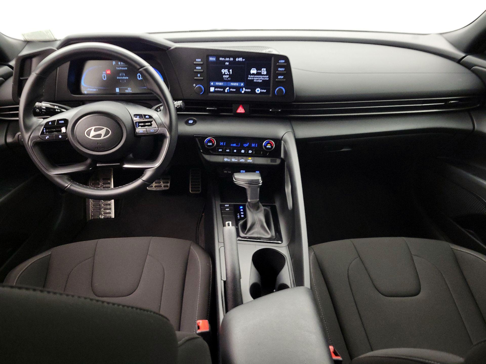 Thumbnail: 2025 Hyundai Elantra - 9