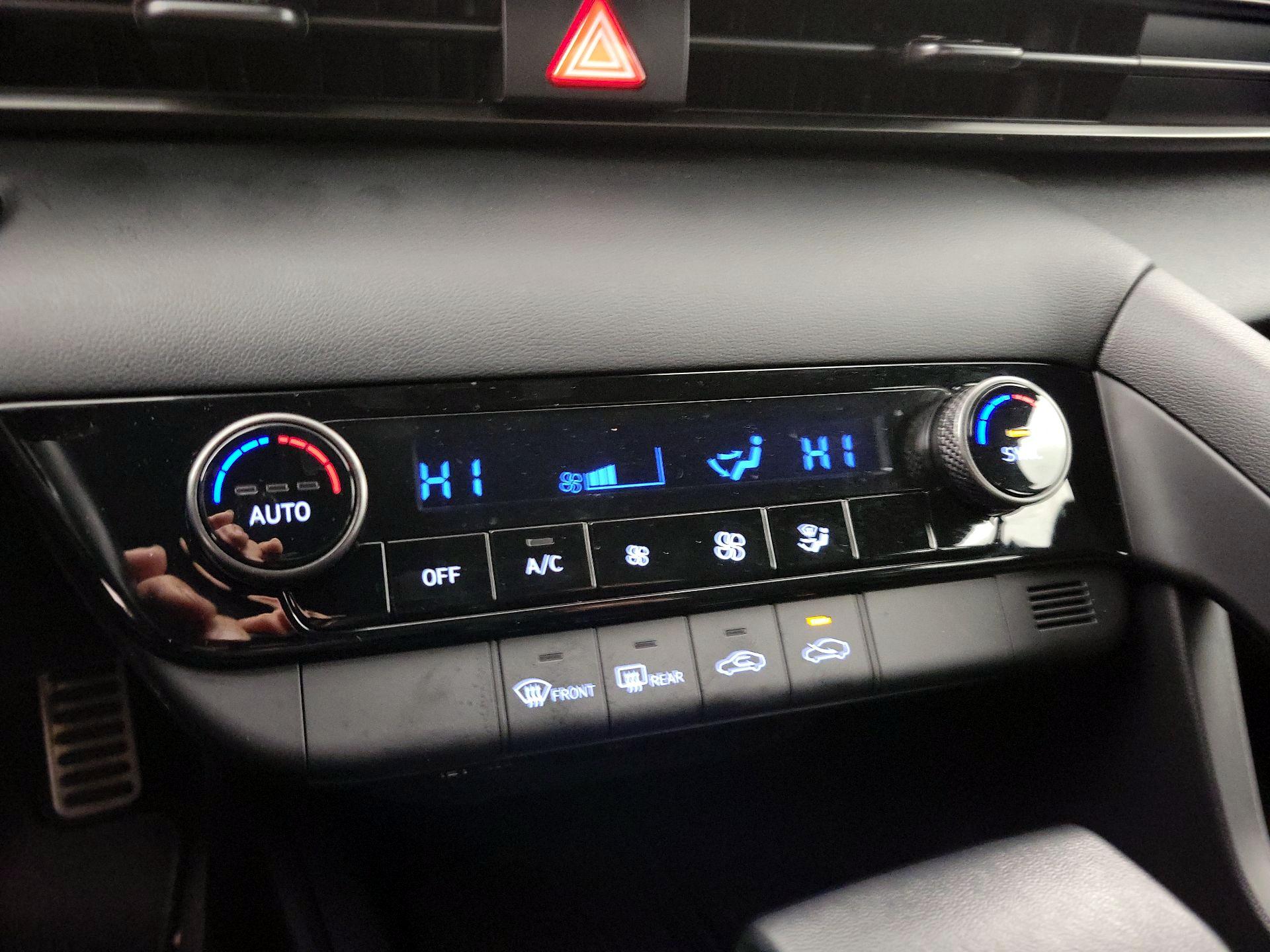 Thumbnail: 2025 Hyundai Elantra - 16