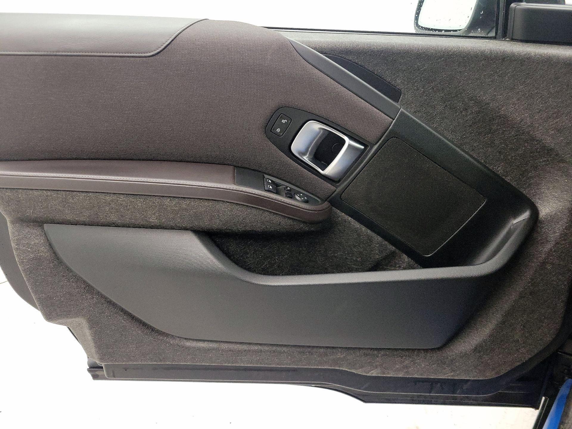 Thumbnail: 2017 BMW i3 - 12