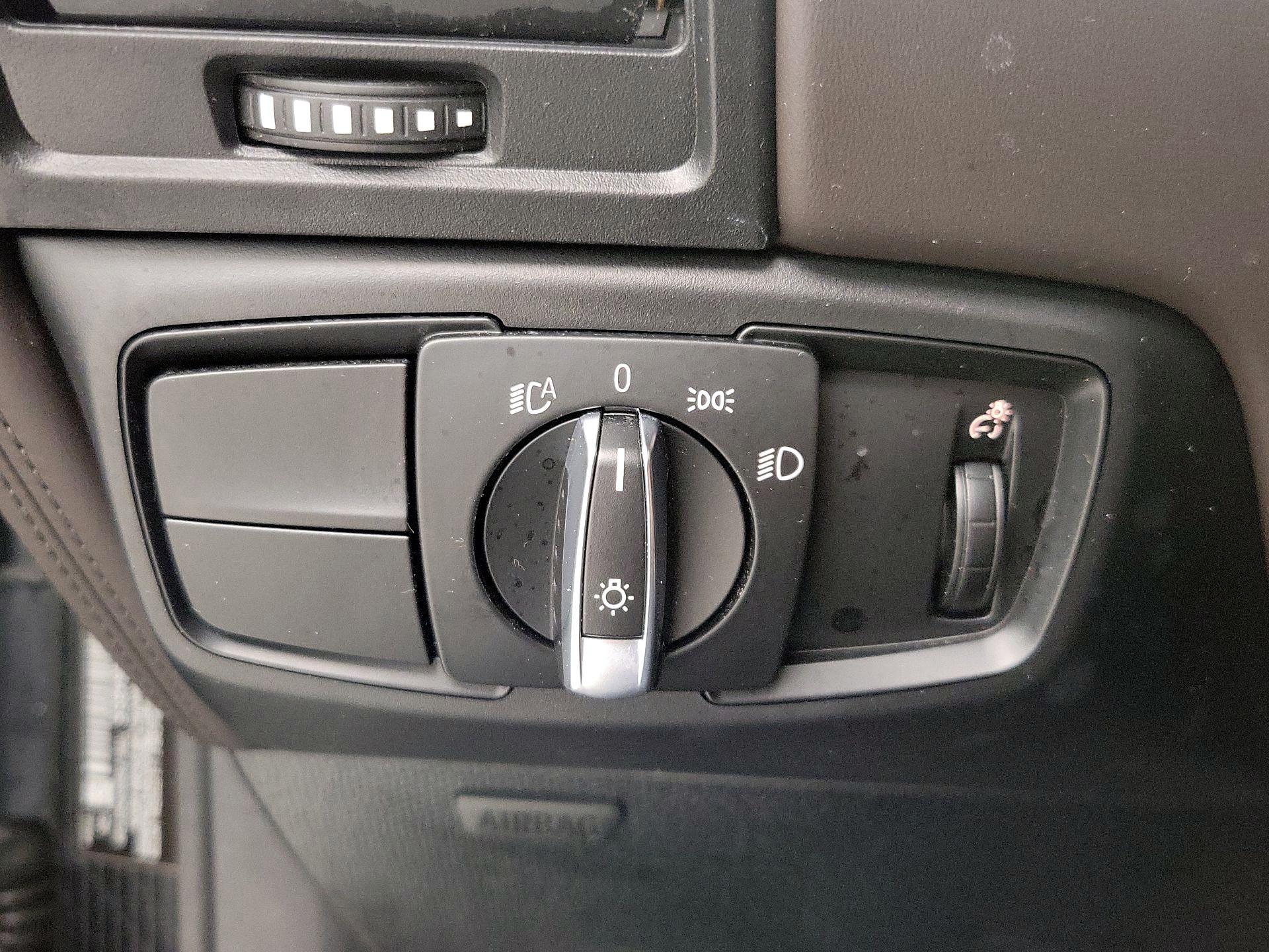 Thumbnail: 2017 BMW i3 - 13