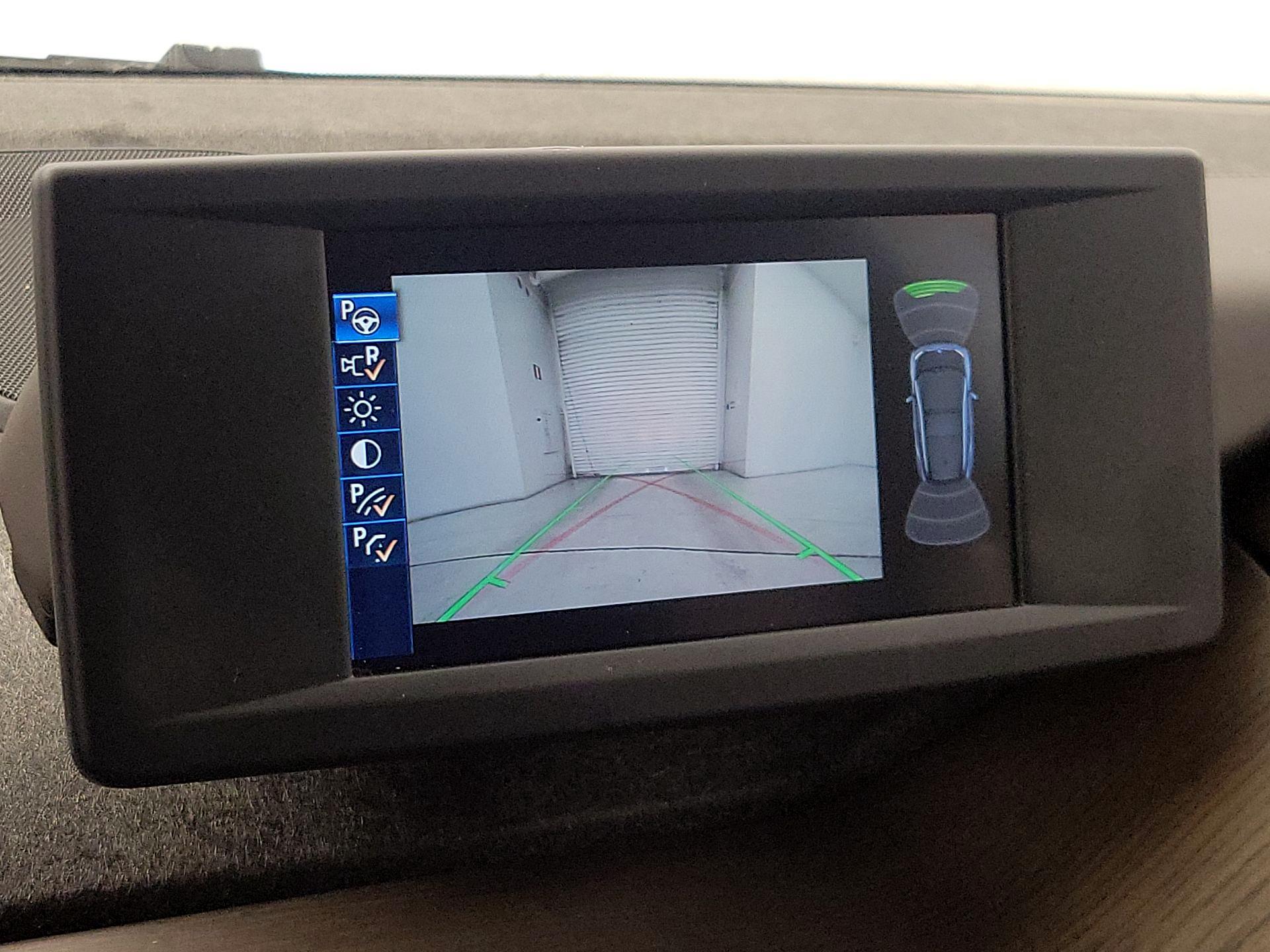 Thumbnail: 2017 BMW i3 - 15