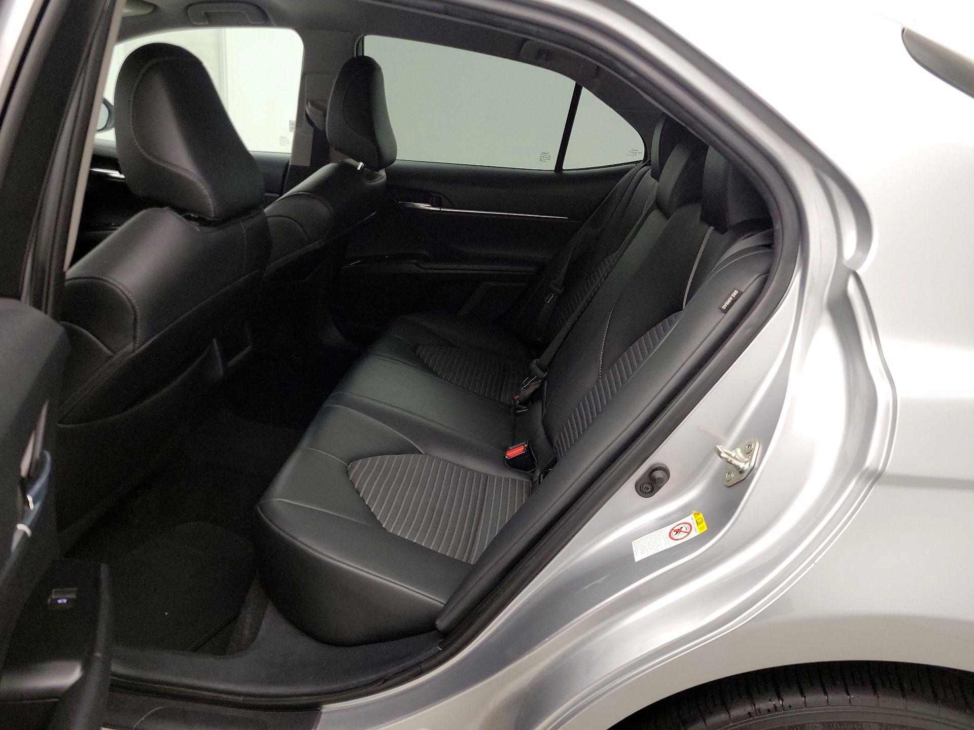 Thumbnail: 2018 Toyota Camry - 19