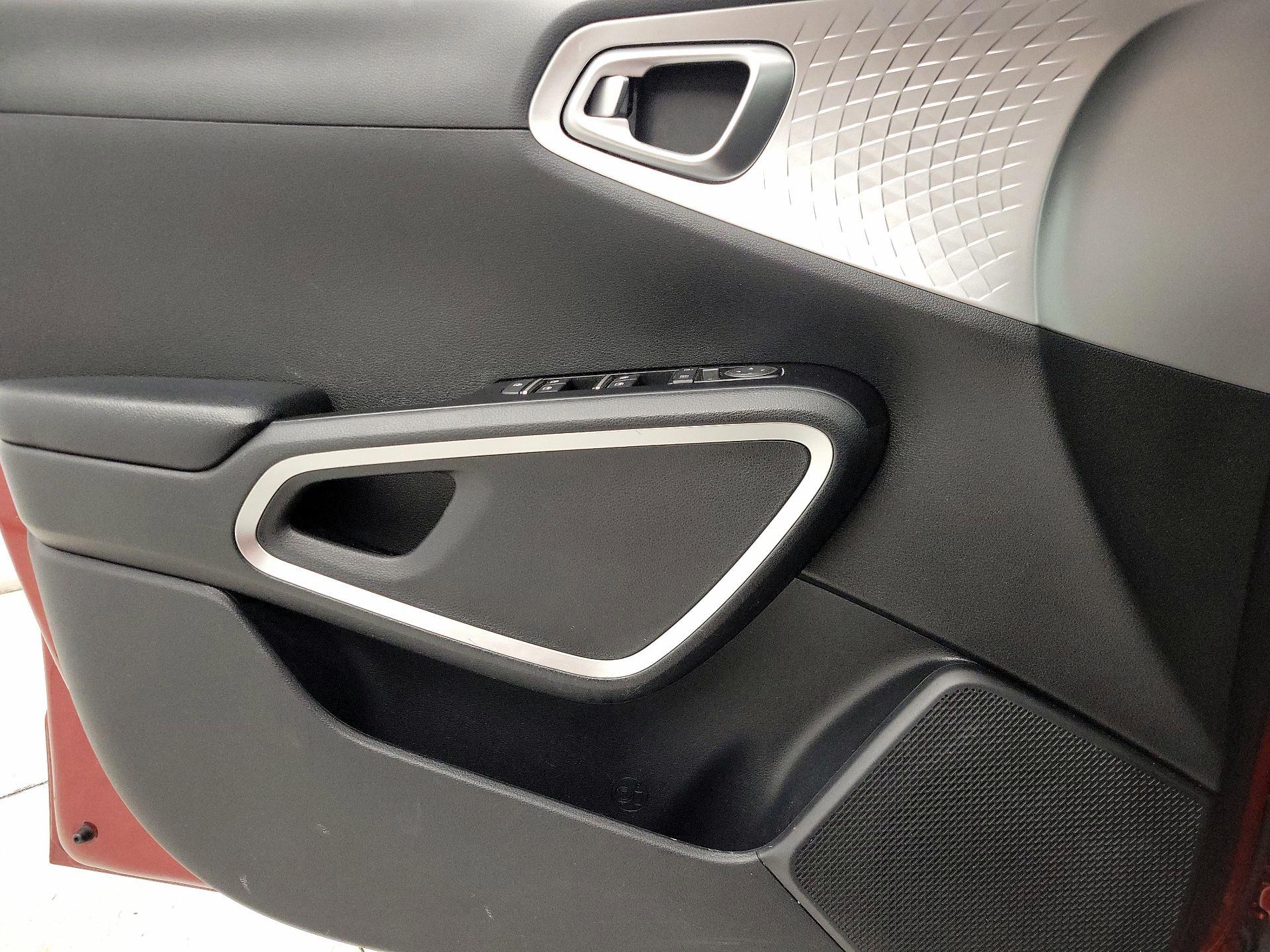 Thumbnail: 2021 Kia Soul - 12