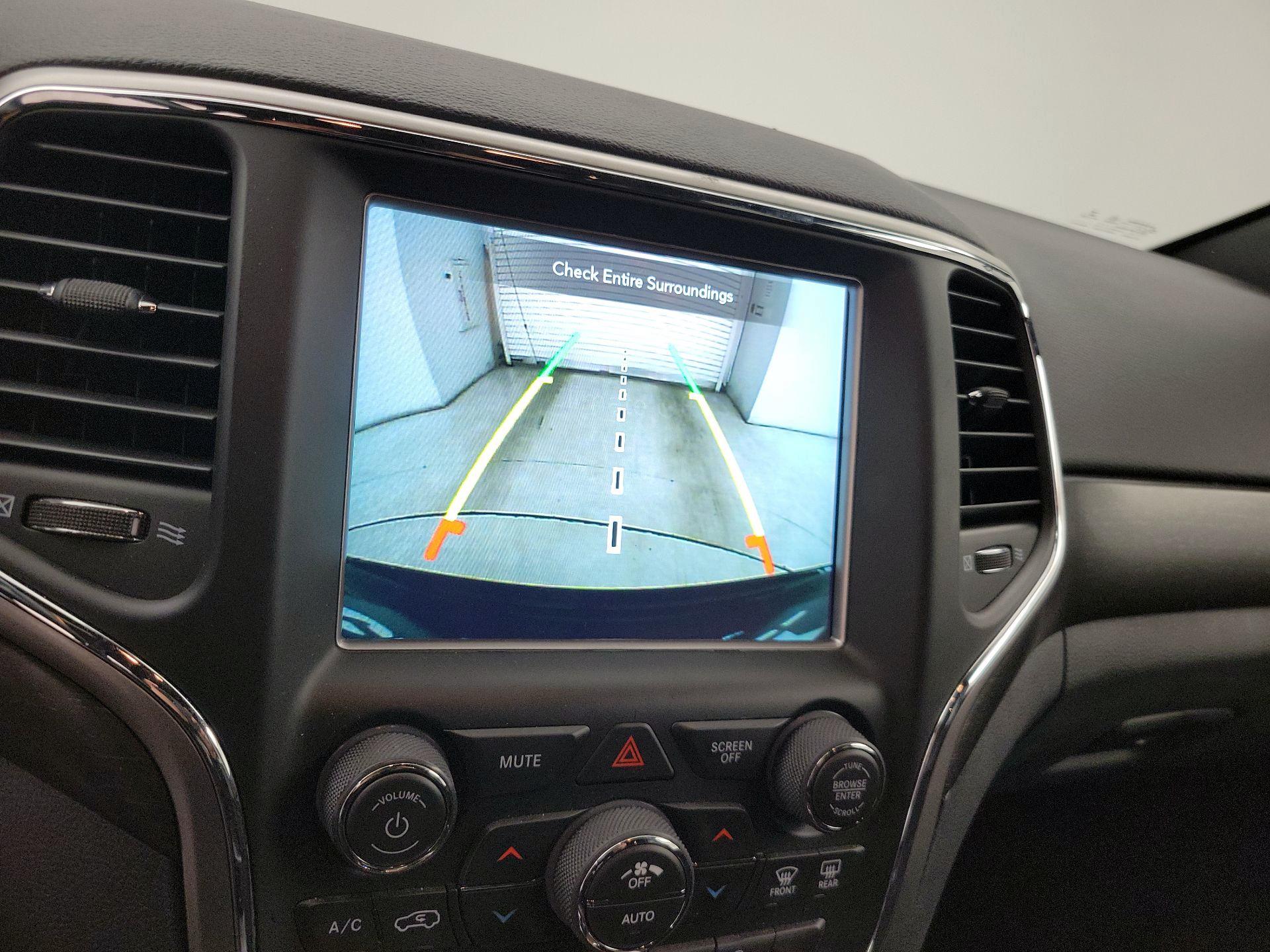 Thumbnail: 2018 Jeep Grand Cherokee - 15