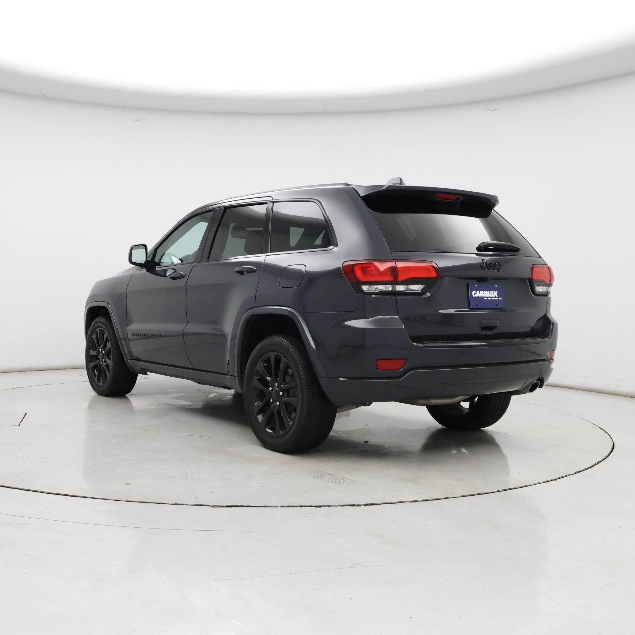 Thumbnail: 2018 Jeep Grand Cherokee - 2