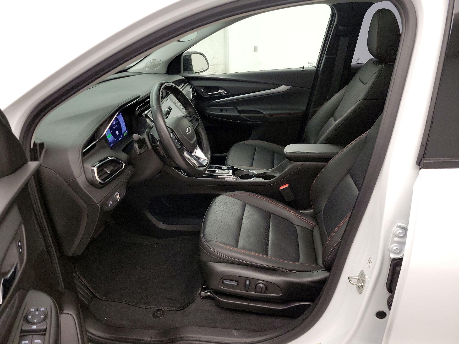 Thumbnail: 2023 Chevrolet Bolt EUV - 11