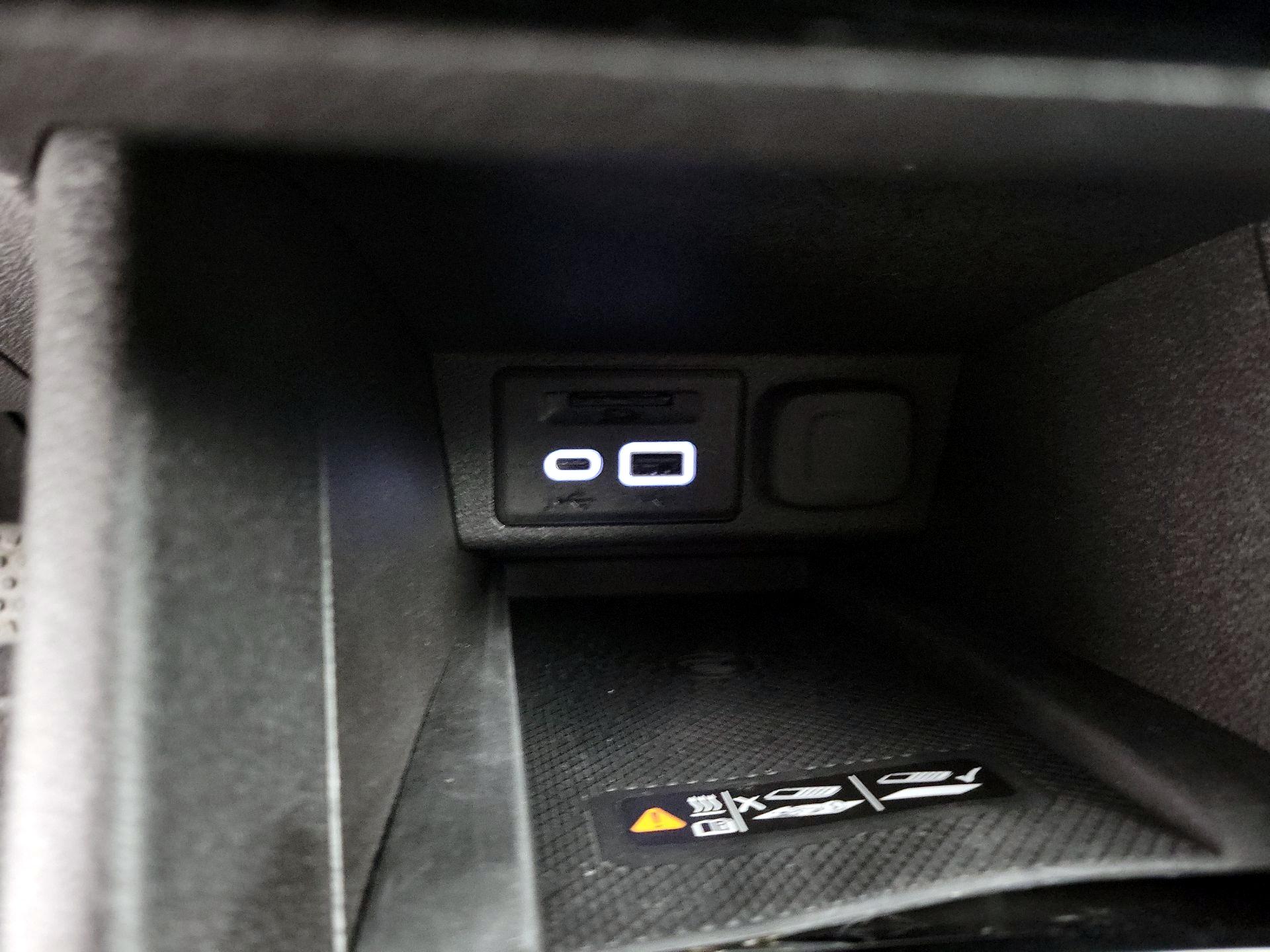 Thumbnail: 2023 Chevrolet Bolt EUV - 18