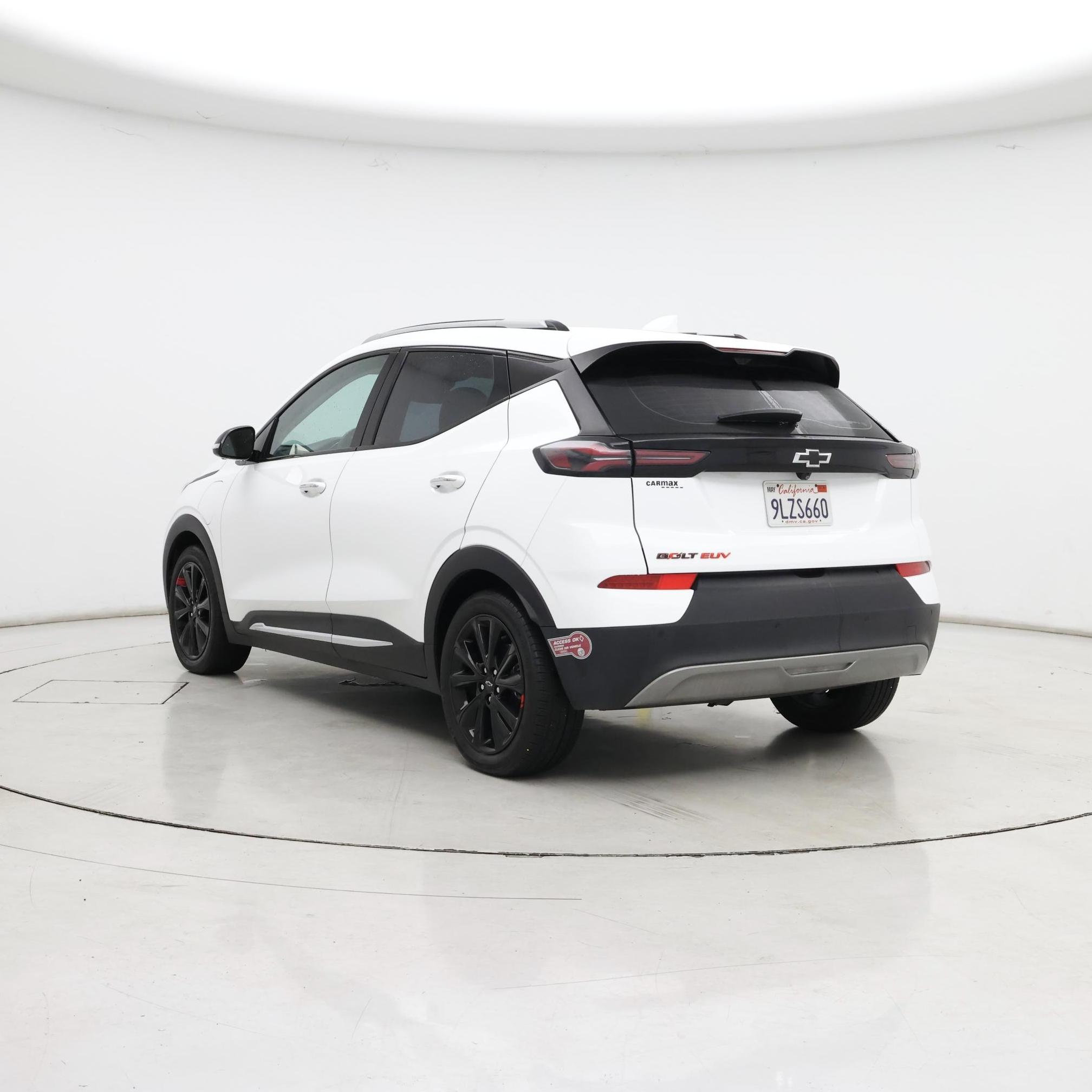 Thumbnail: 2023 Chevrolet Bolt EUV - 2