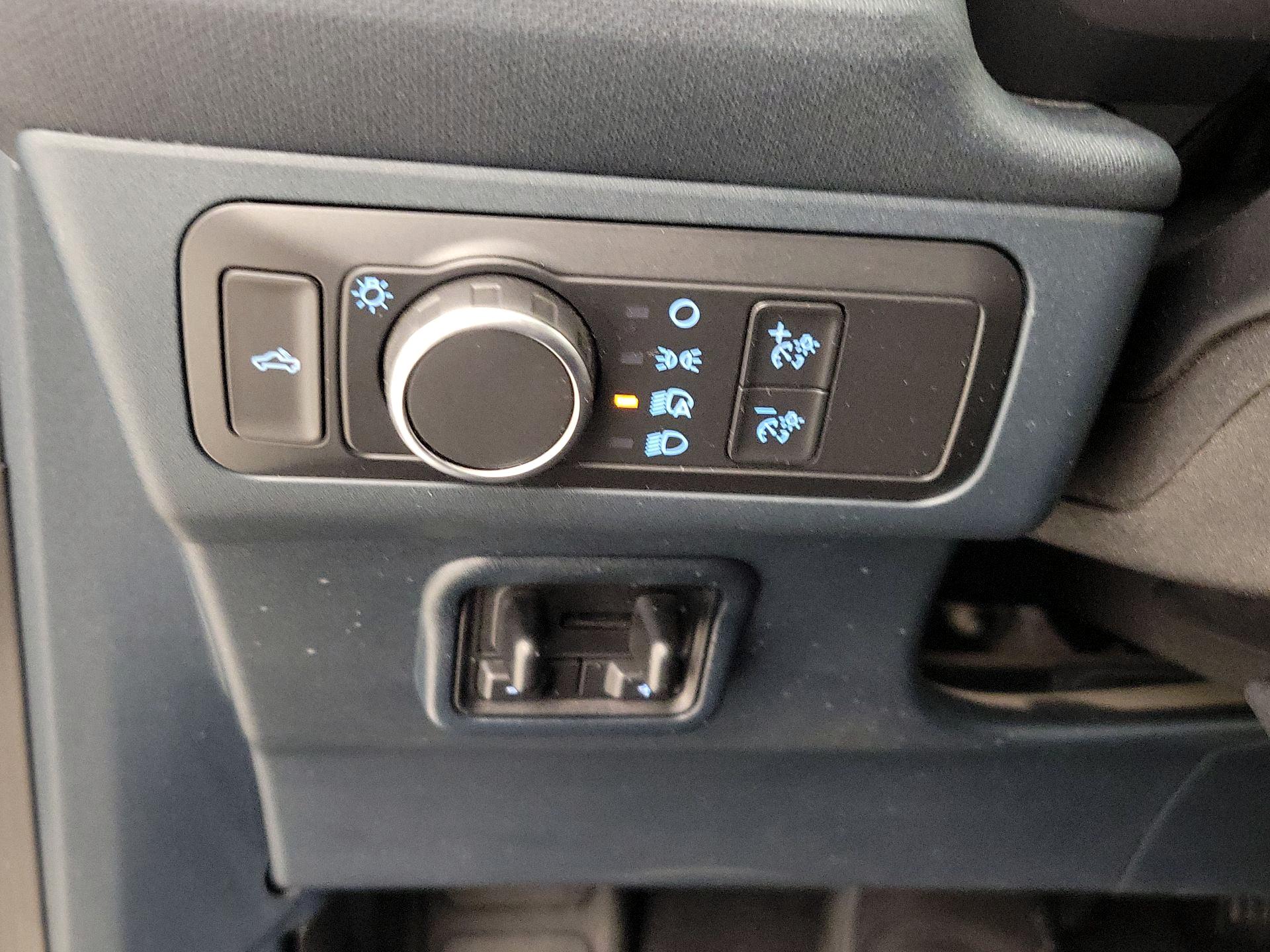 Thumbnail: 2022 Ford Maverick - 13