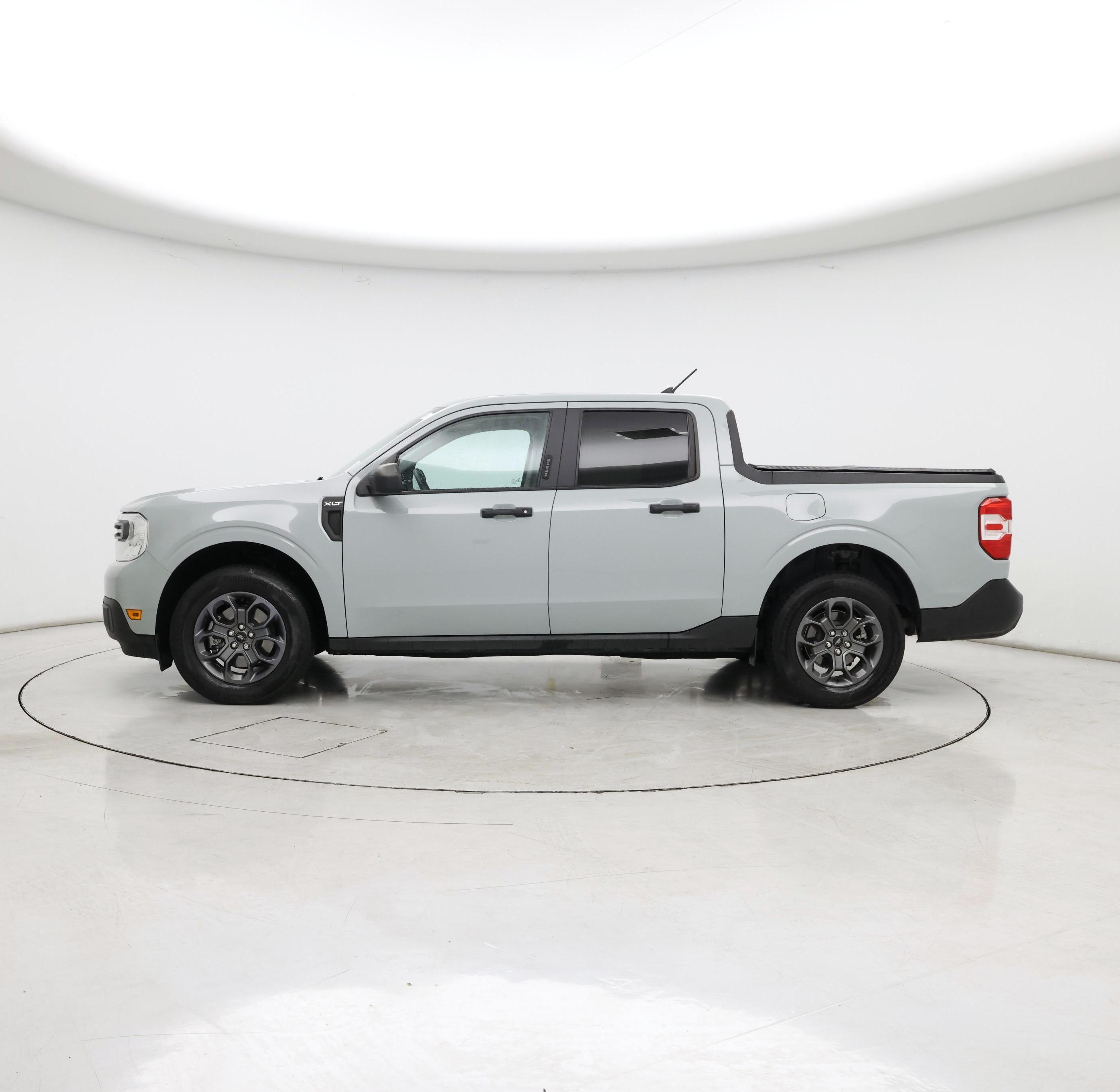 Thumbnail: 2022 Ford Maverick - 3