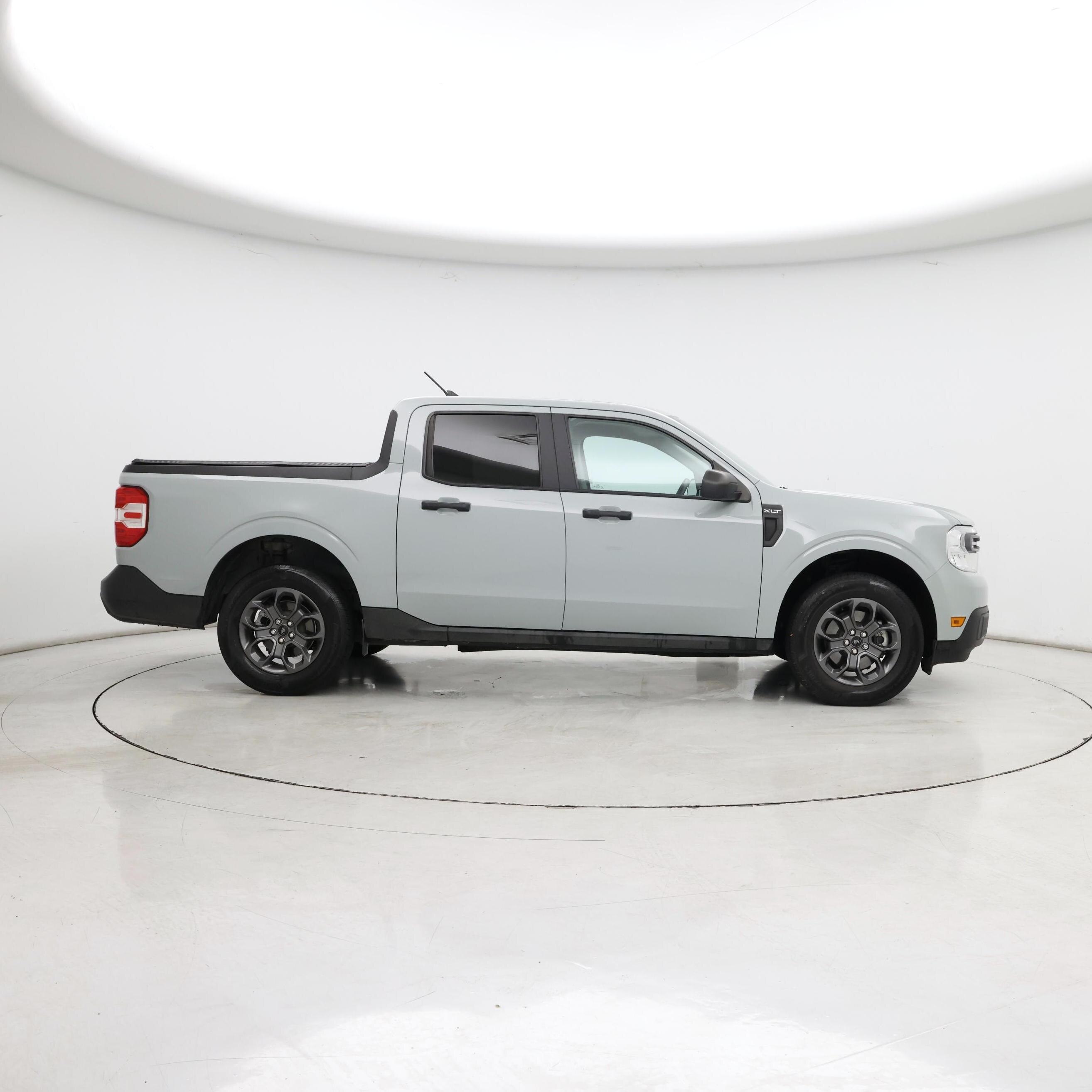 Thumbnail: 2022 Ford Maverick - 7