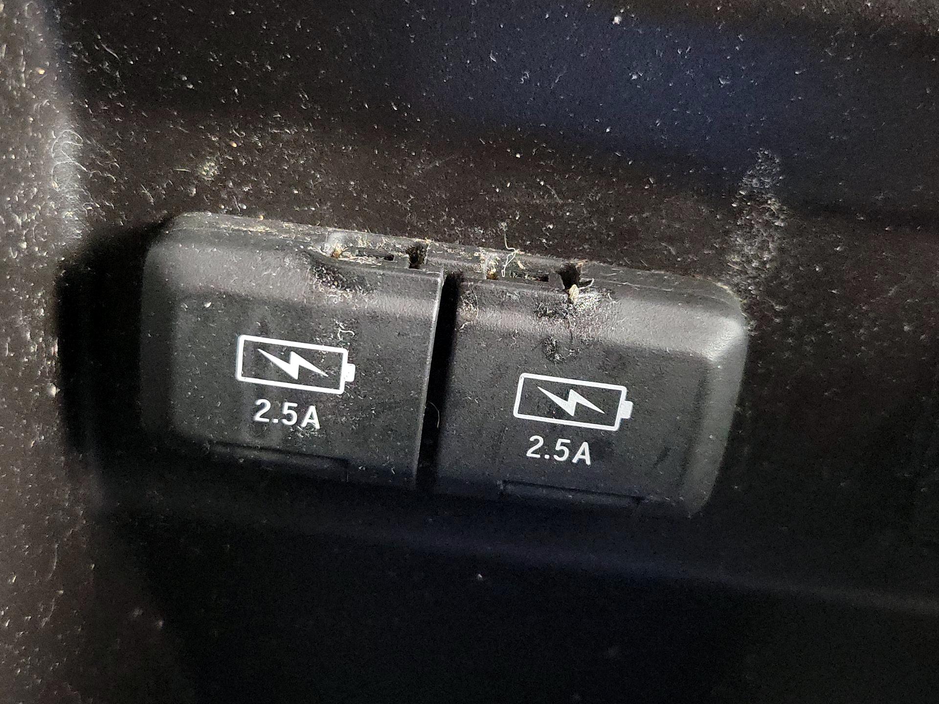 Thumbnail: 2020 Acura MDX - 19