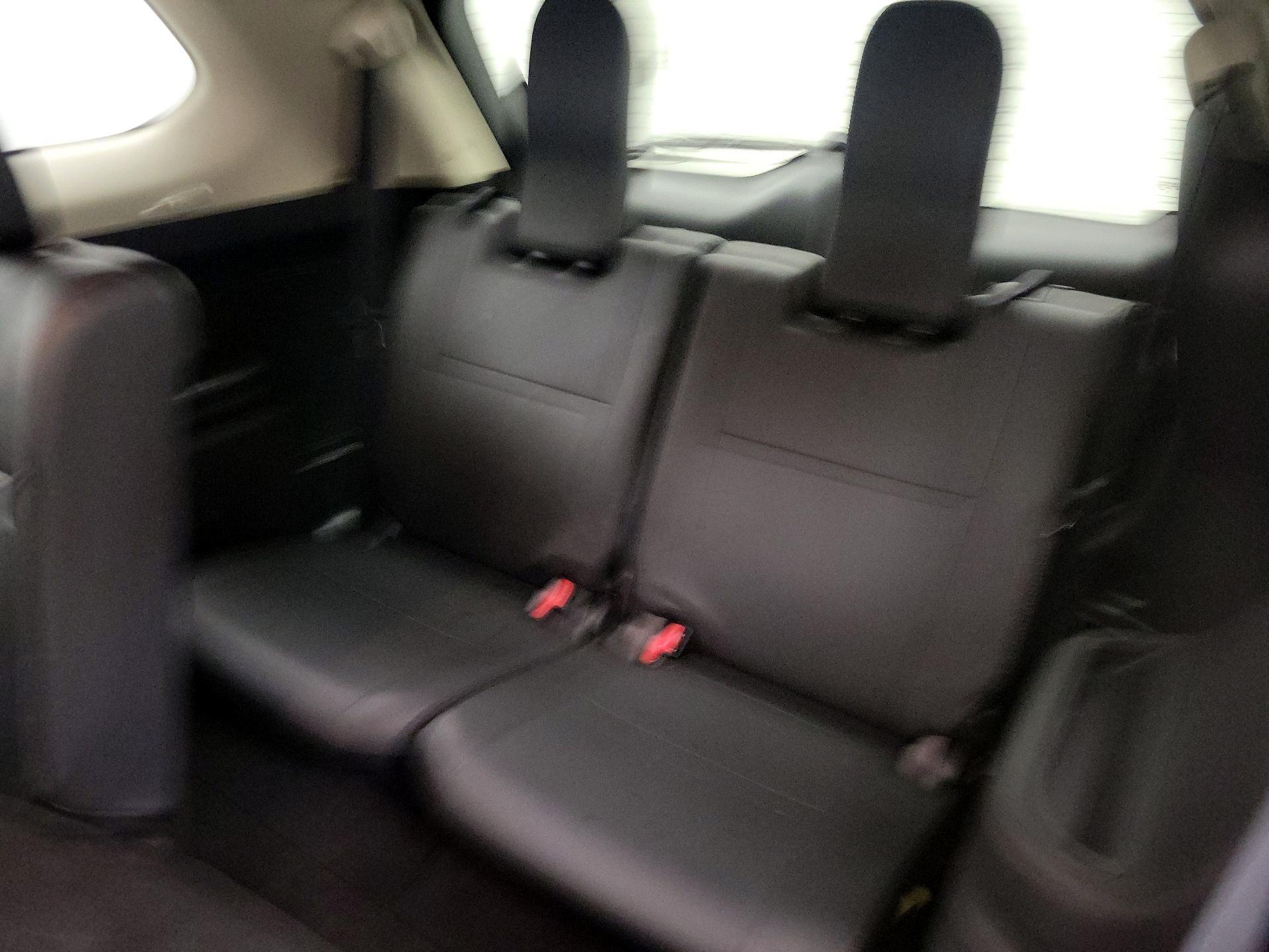 Thumbnail: 2020 Mitsubishi Outlander - 20