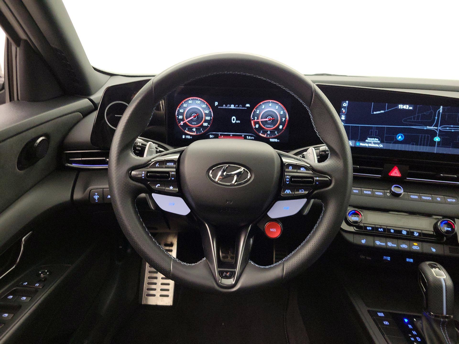 Thumbnail: 2023 Hyundai Elantra - 10