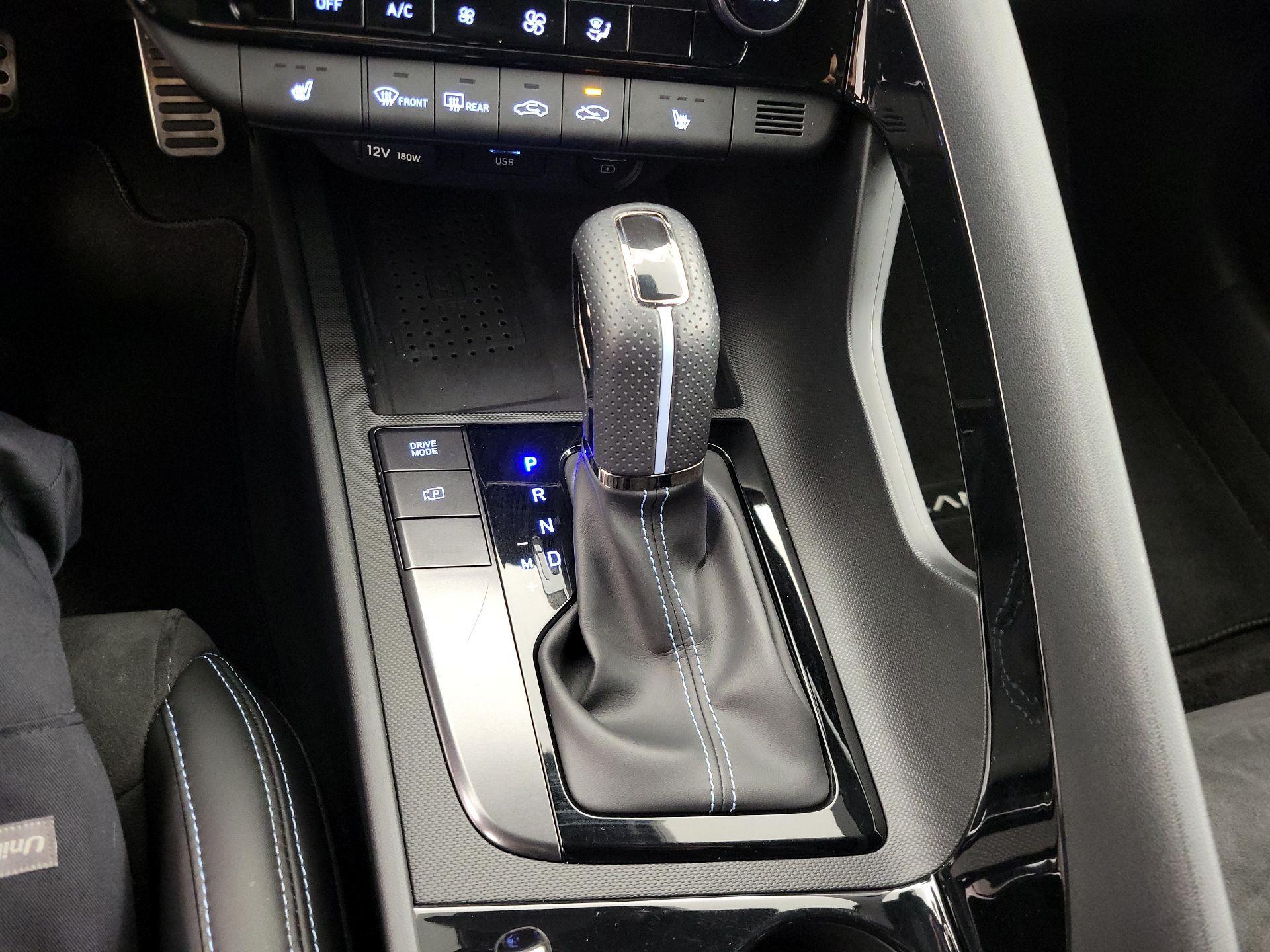 Thumbnail: 2023 Hyundai Elantra - 18