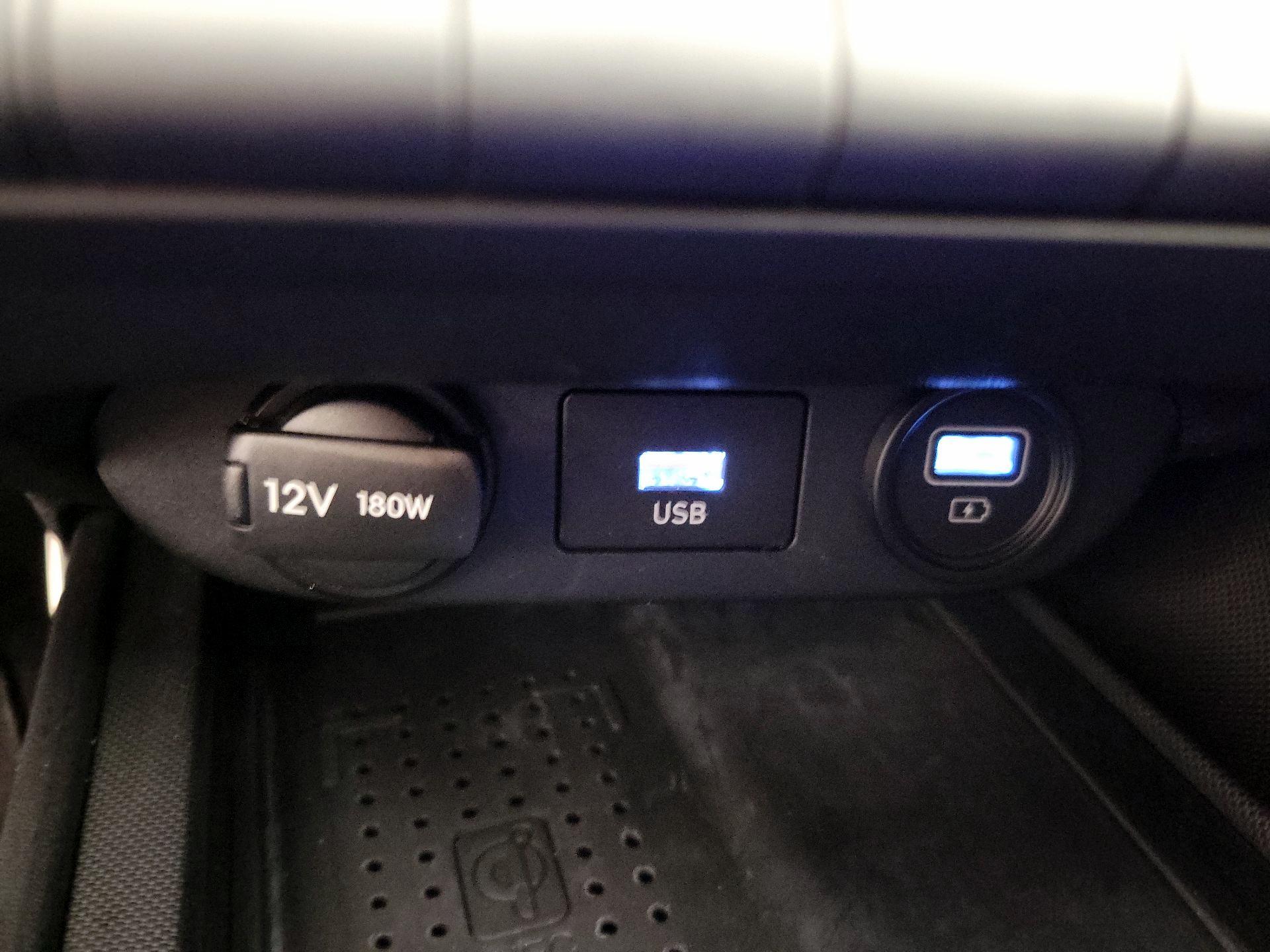 Thumbnail: 2023 Hyundai Elantra - 19