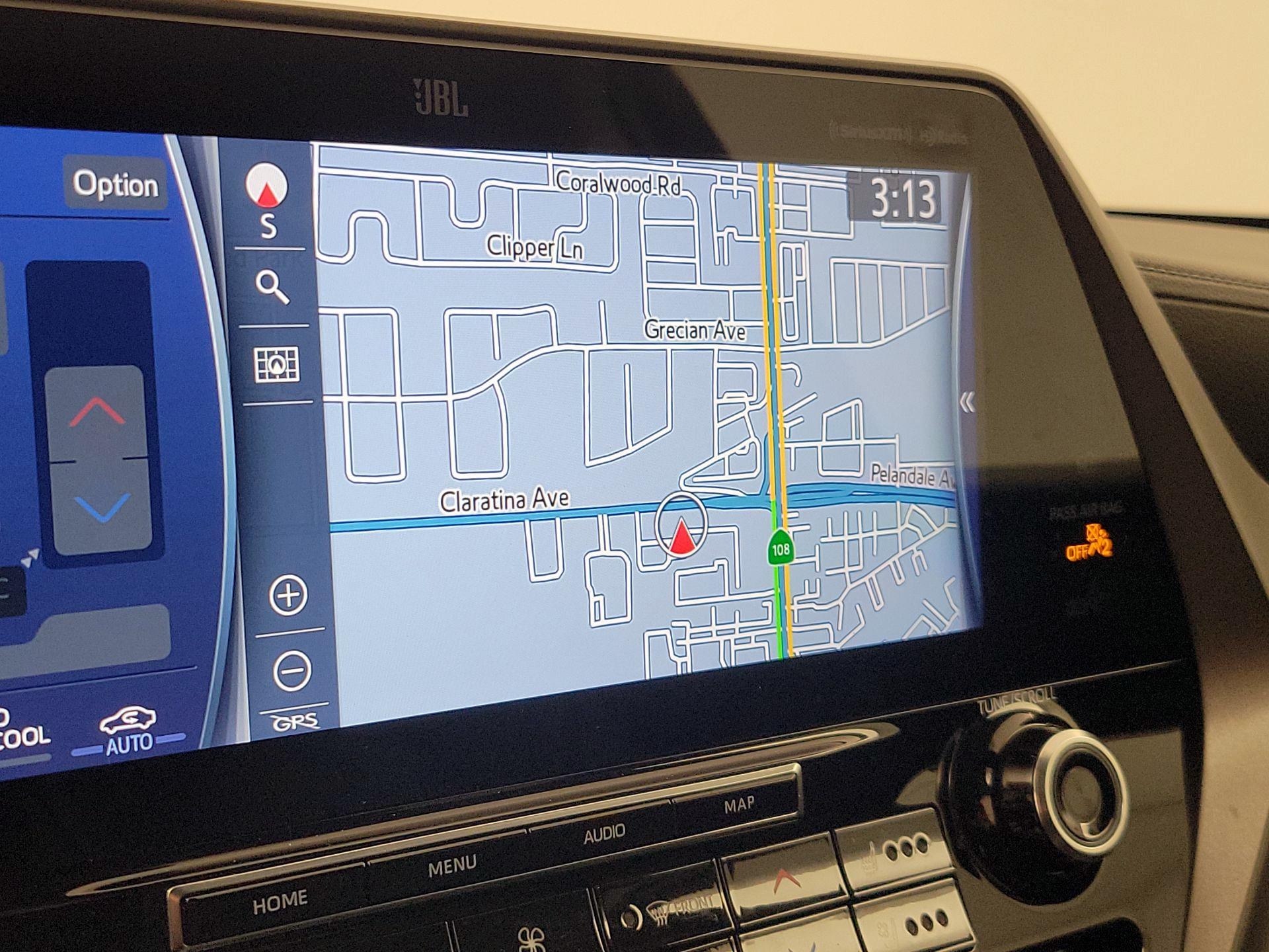 Thumbnail: 2021 Toyota Highlander - 14