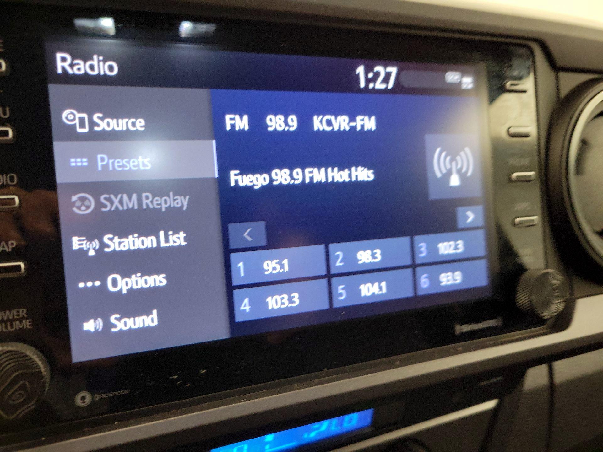 Thumbnail: 2021 Toyota Tacoma - 15