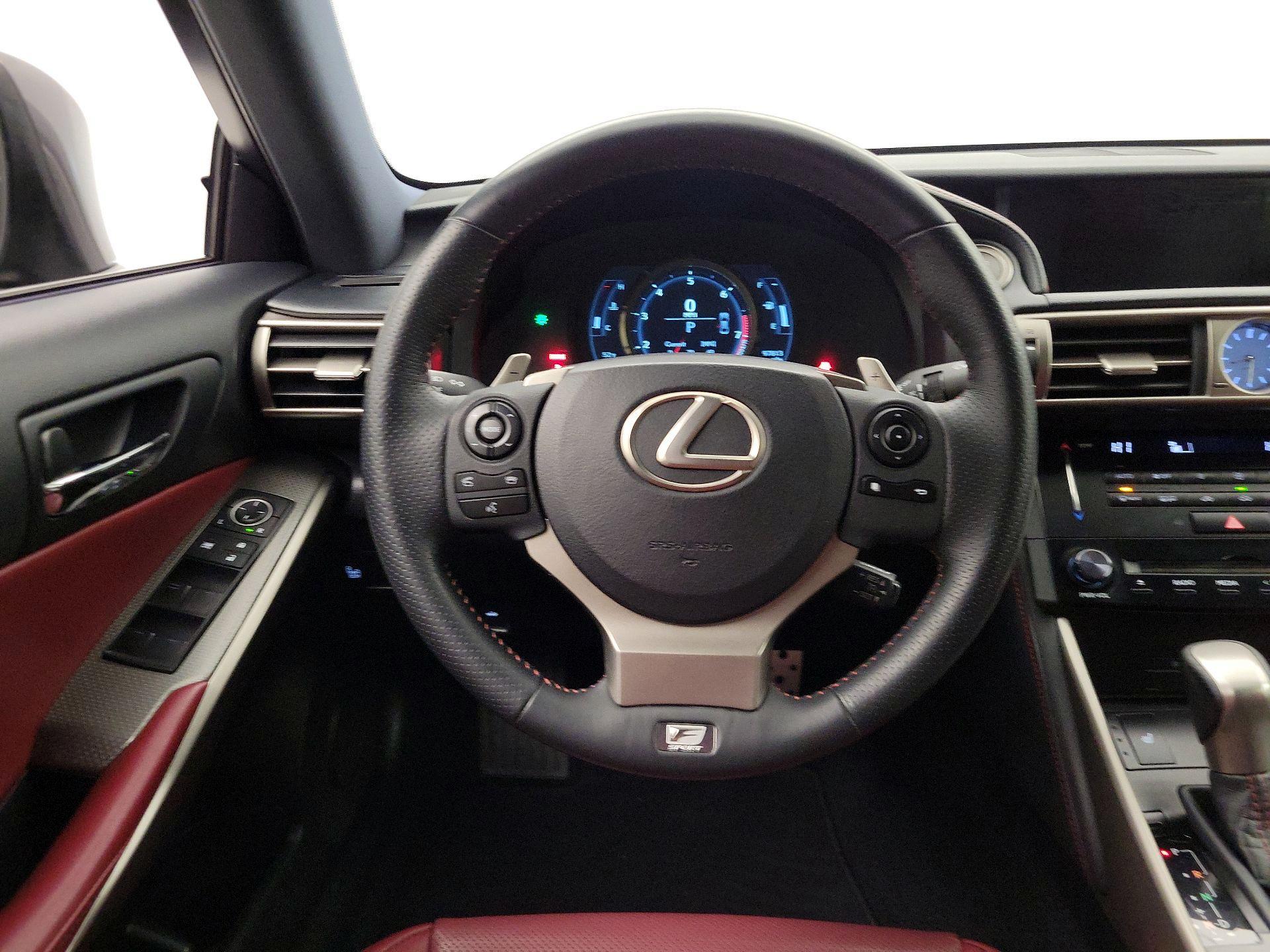 Thumbnail: 2014 Lexus IS - 10