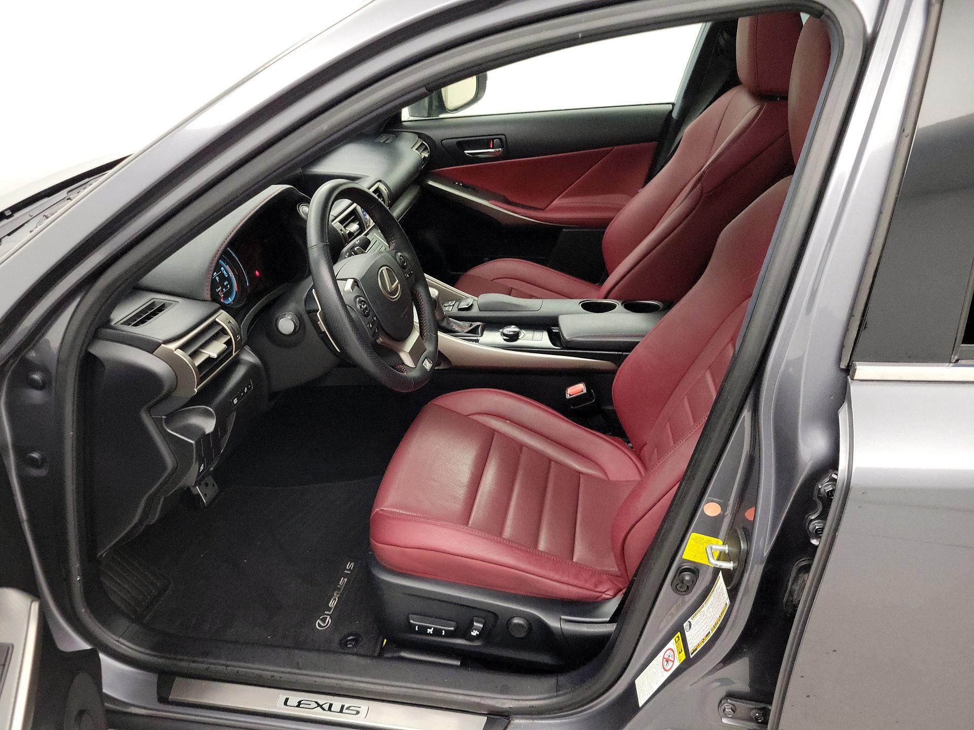 Thumbnail: 2014 Lexus IS - 11